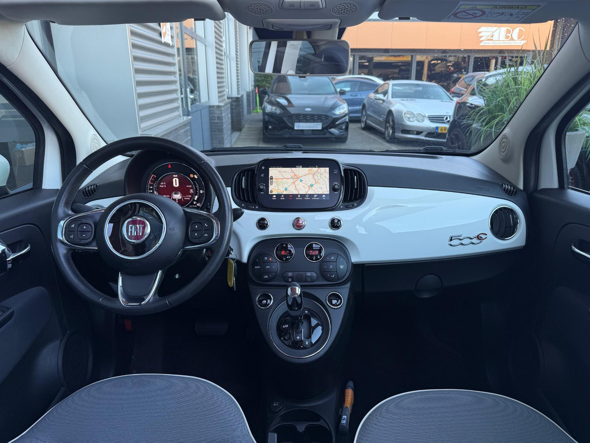 Fiat 500C 0.9 TwinAir Turbo Lounge 47014271-1.jpg | Autoselect Brabant