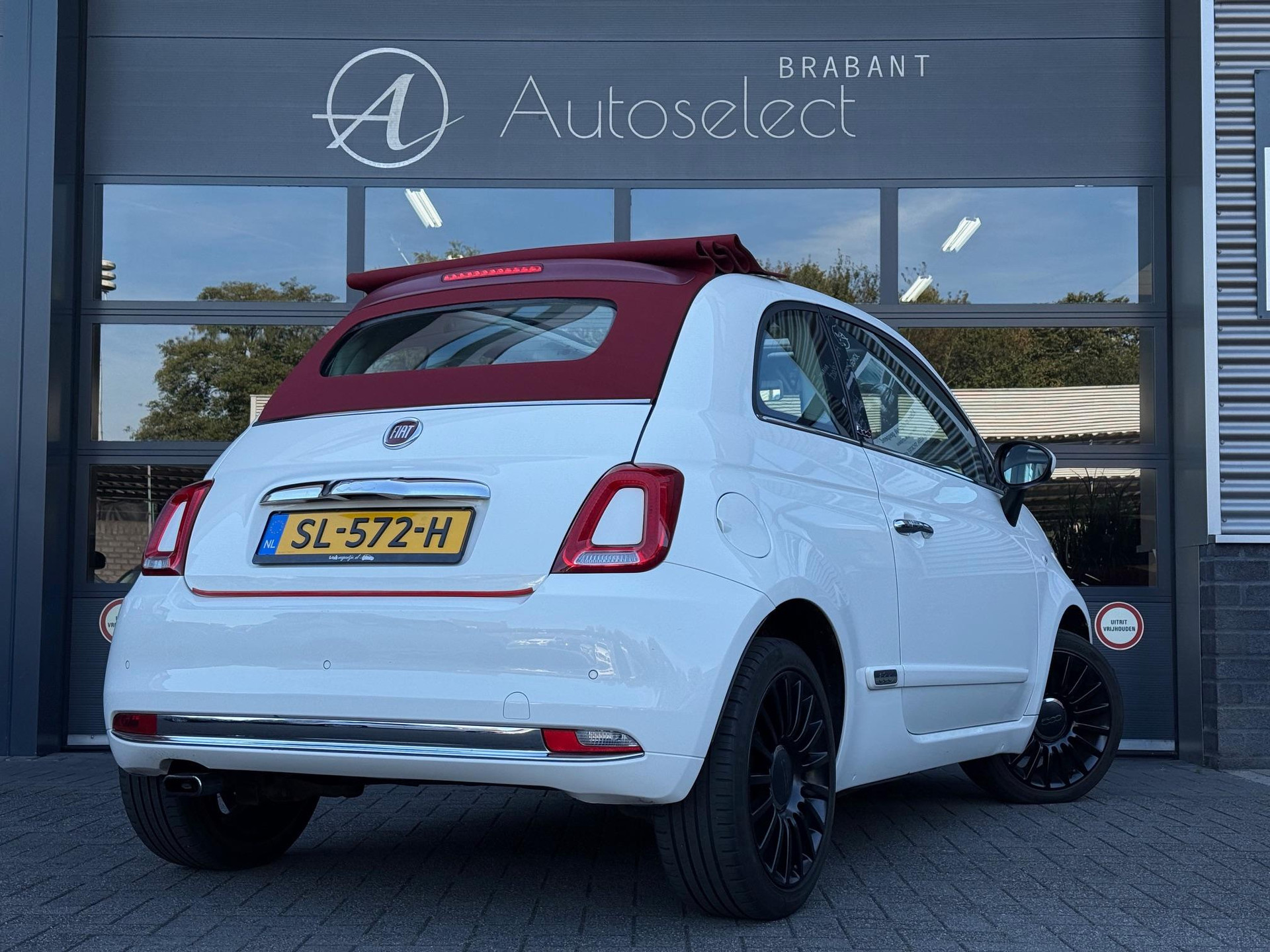 Fiat 500C 0.9 TwinAir Turbo Lounge 47014271-19.jpg | Autoselect Brabant