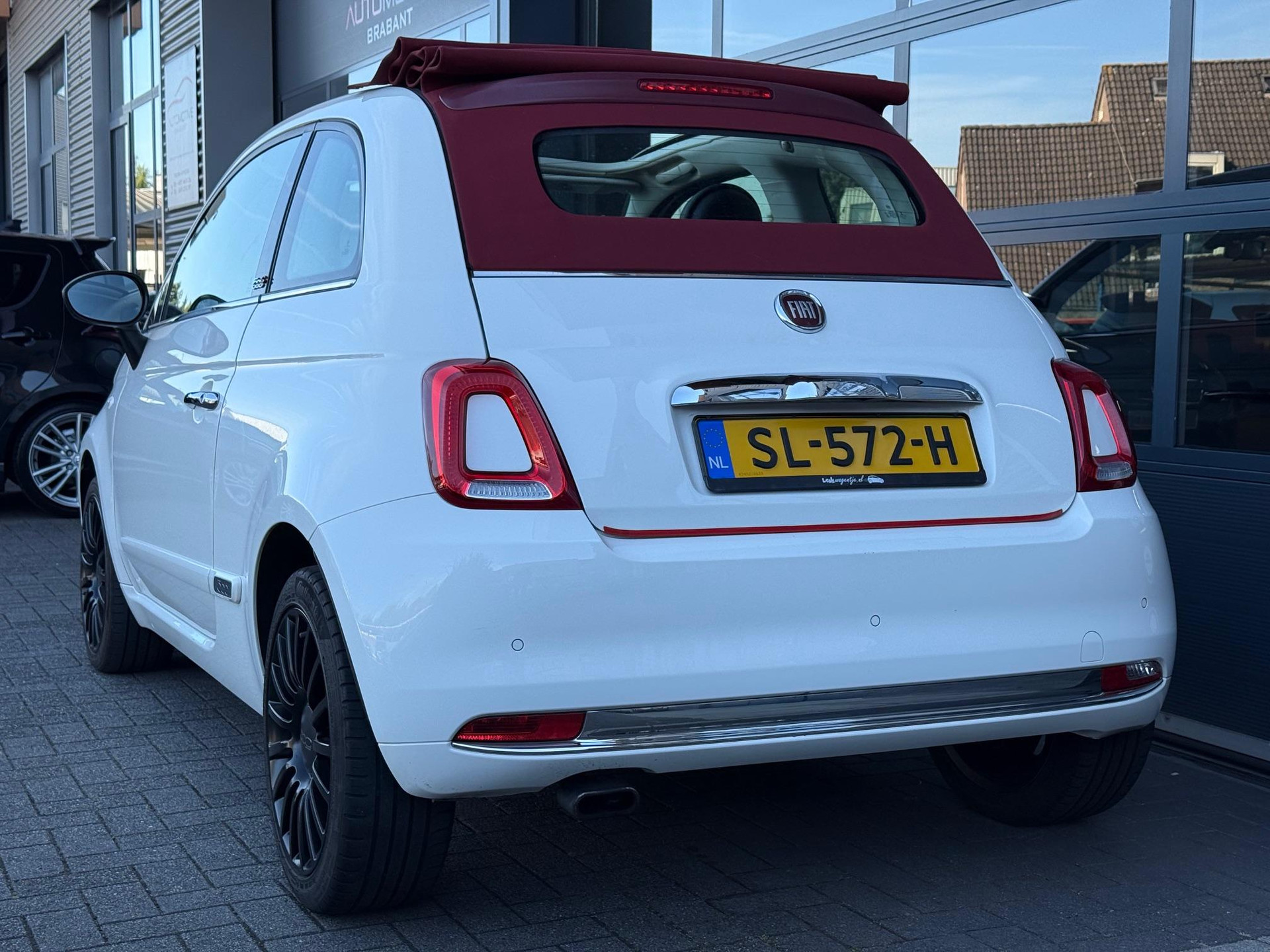 Fiat 500C 0.9 TwinAir Turbo Lounge 47014271-2.jpg | Autoselect Brabant