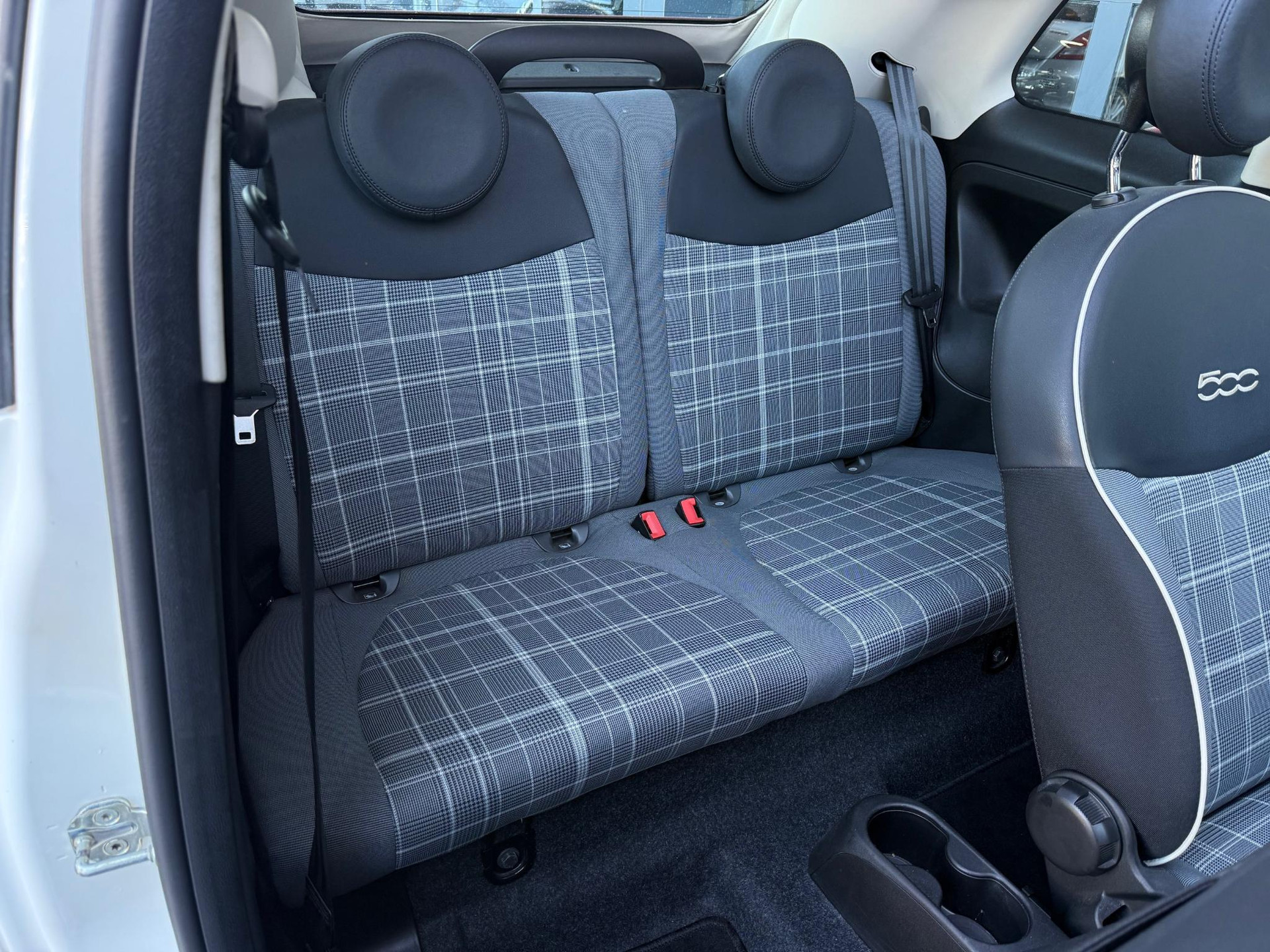 Fiat 500C 0.9 TwinAir Turbo Lounge 47014271-4.jpg | Autoselect Brabant