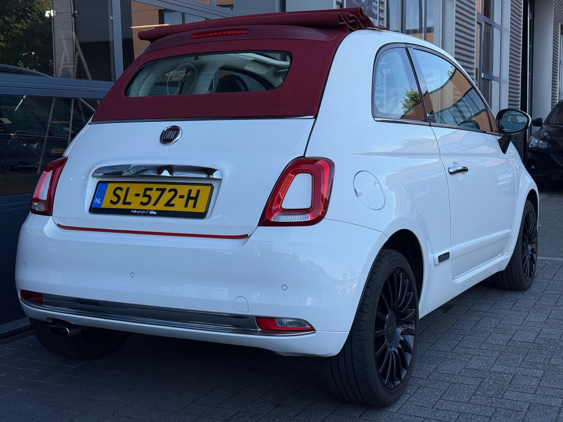 Fiat 500C 0.9 TwinAir Turbo Lounge 47014271-5.jpg | Autoselect Brabant