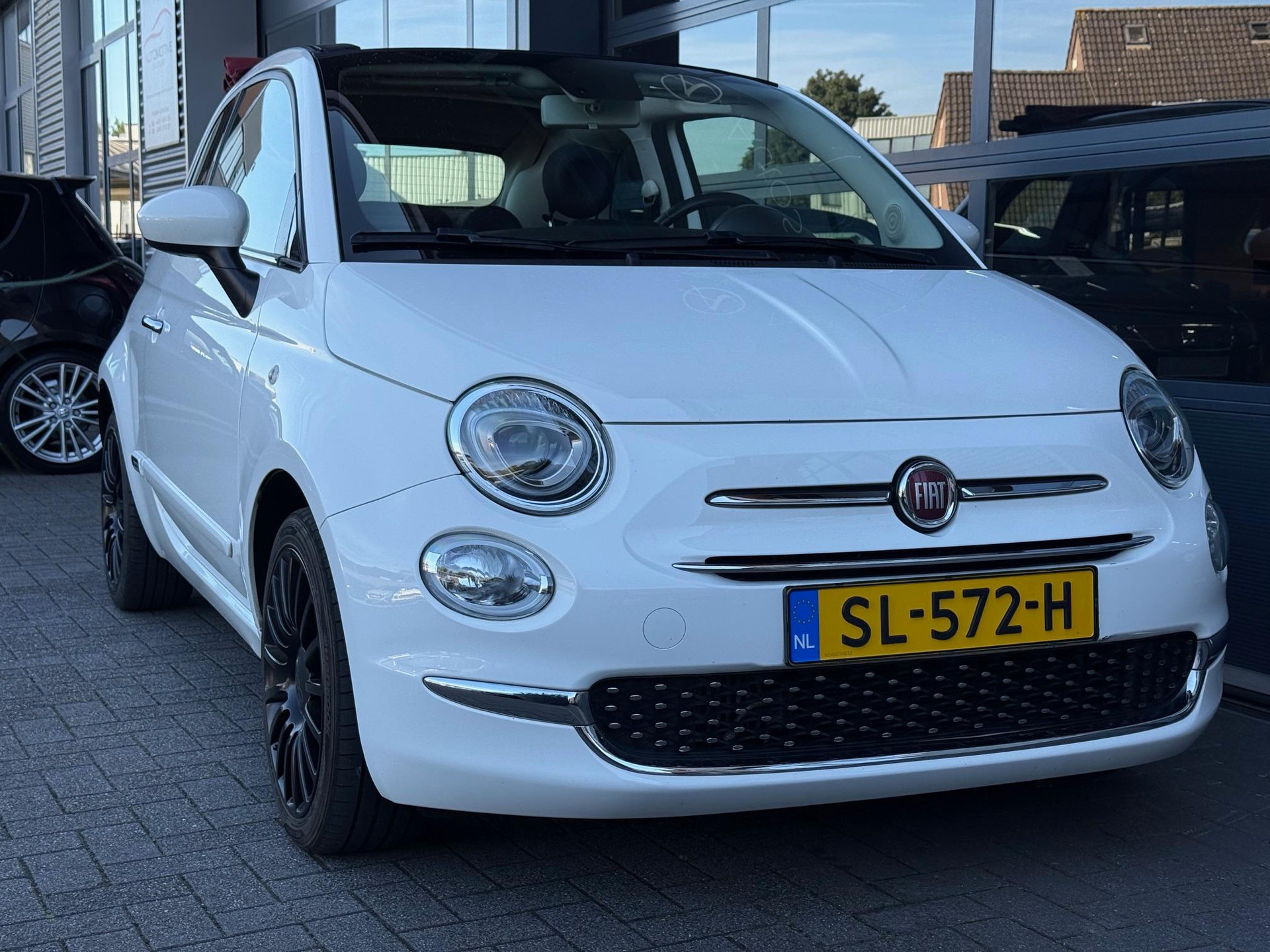Fiat 500C 0.9 TwinAir Turbo Lounge 47014271-8.jpg | Autoselect Brabant
