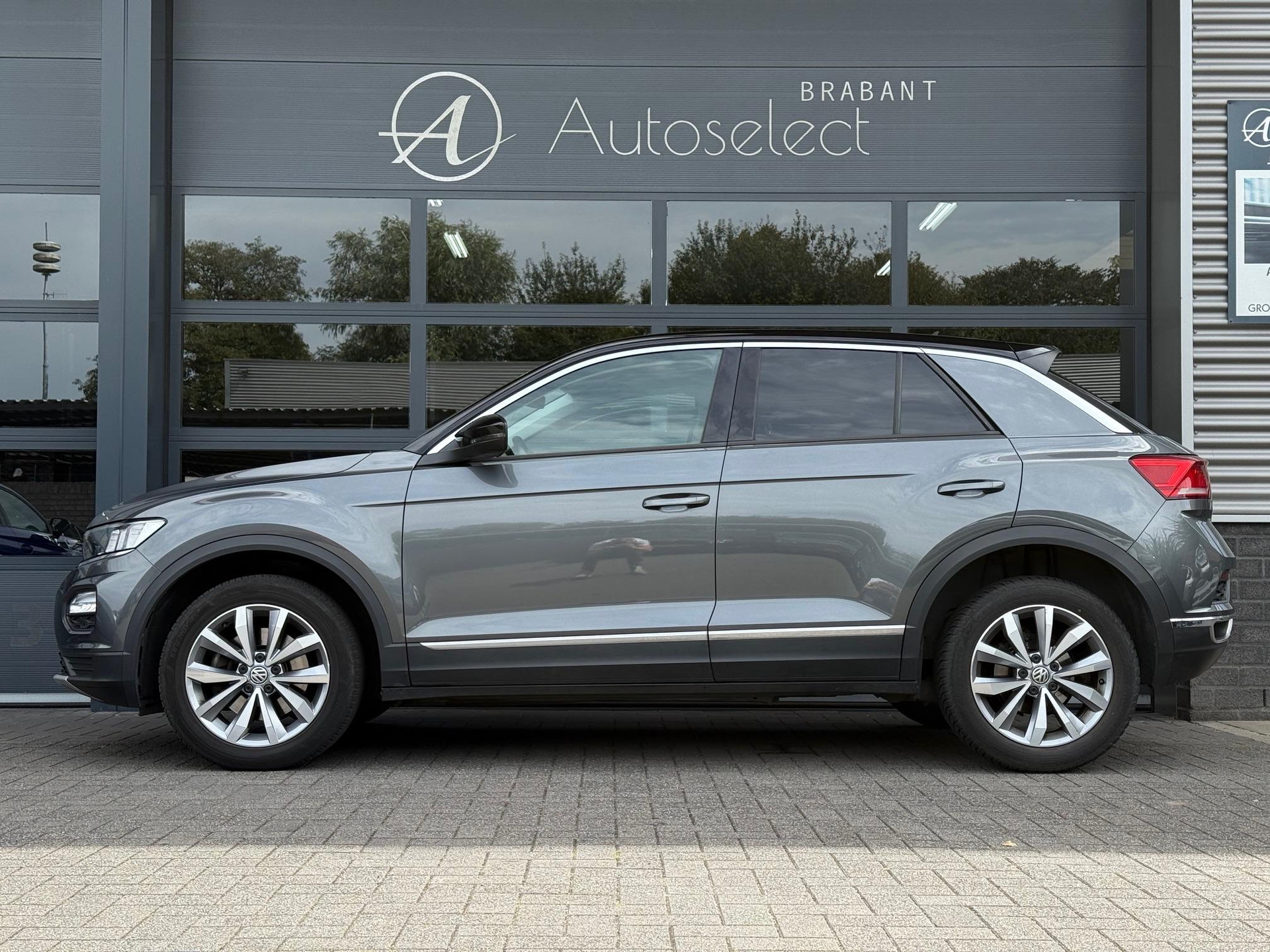 Volkswagen T-Roc 1.5 TSI Style 47204004-18.jpg | Autoselect Brabant