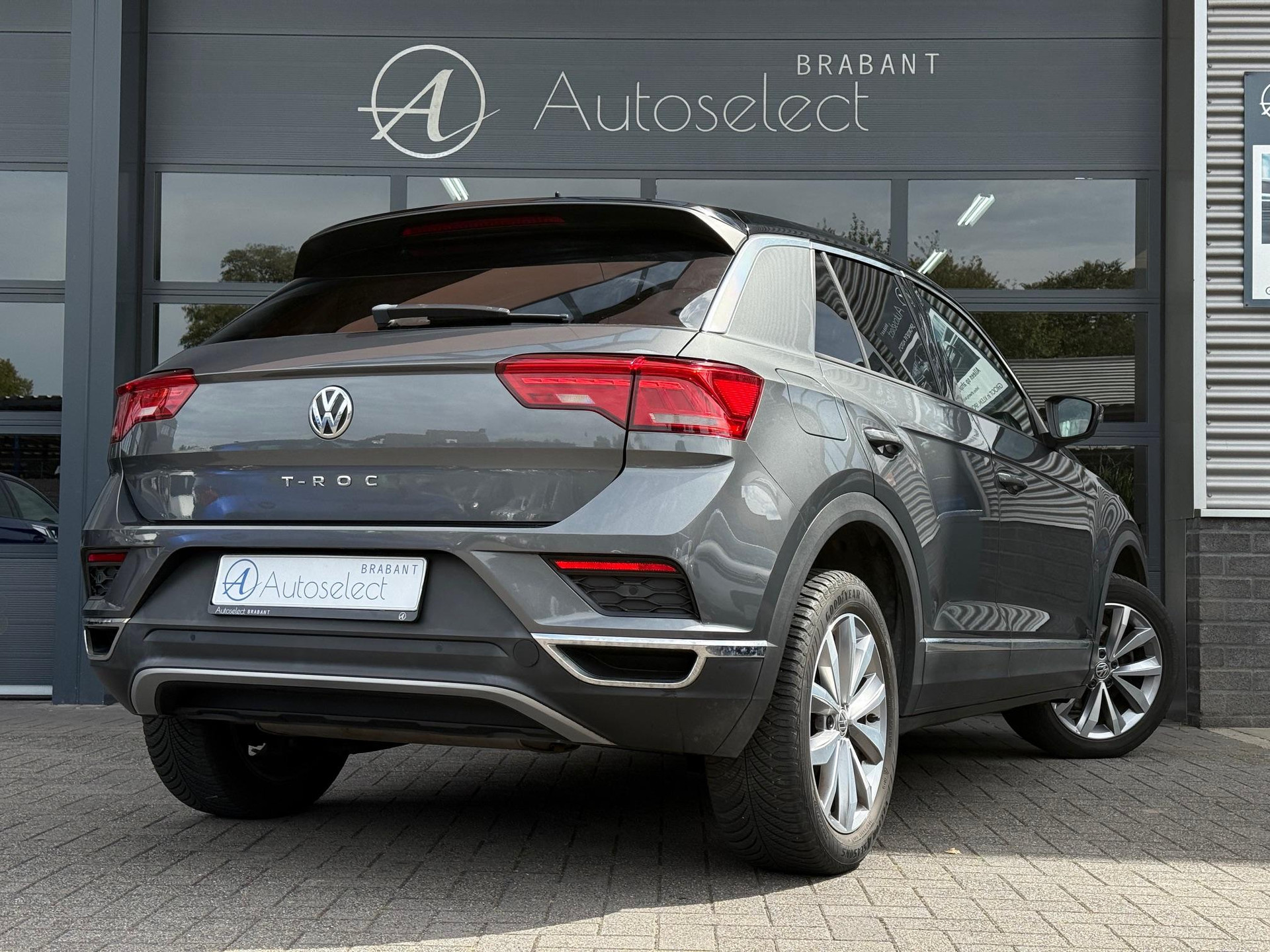 Volkswagen T-Roc 1.5 TSI Style 47204004-2.jpg | Autoselect Brabant