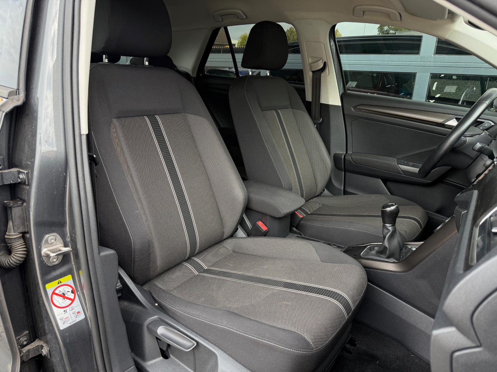 Volkswagen T-Roc 1.5 TSI Style 47204004-3.jpg | Autoselect Brabant
