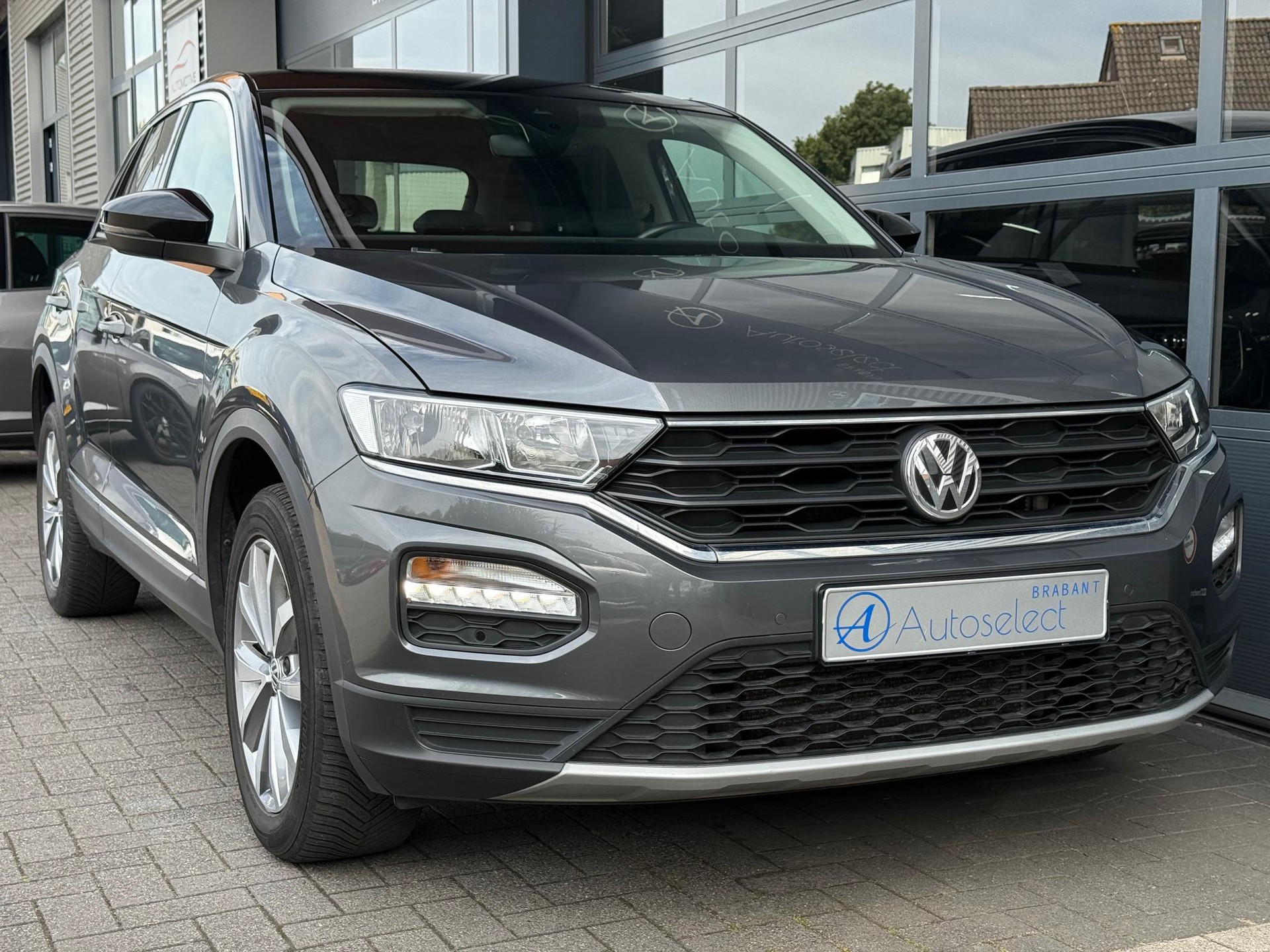 Volkswagen T-Roc 1.5 TSI Style 47204004-8.jpg | Autoselect Brabant