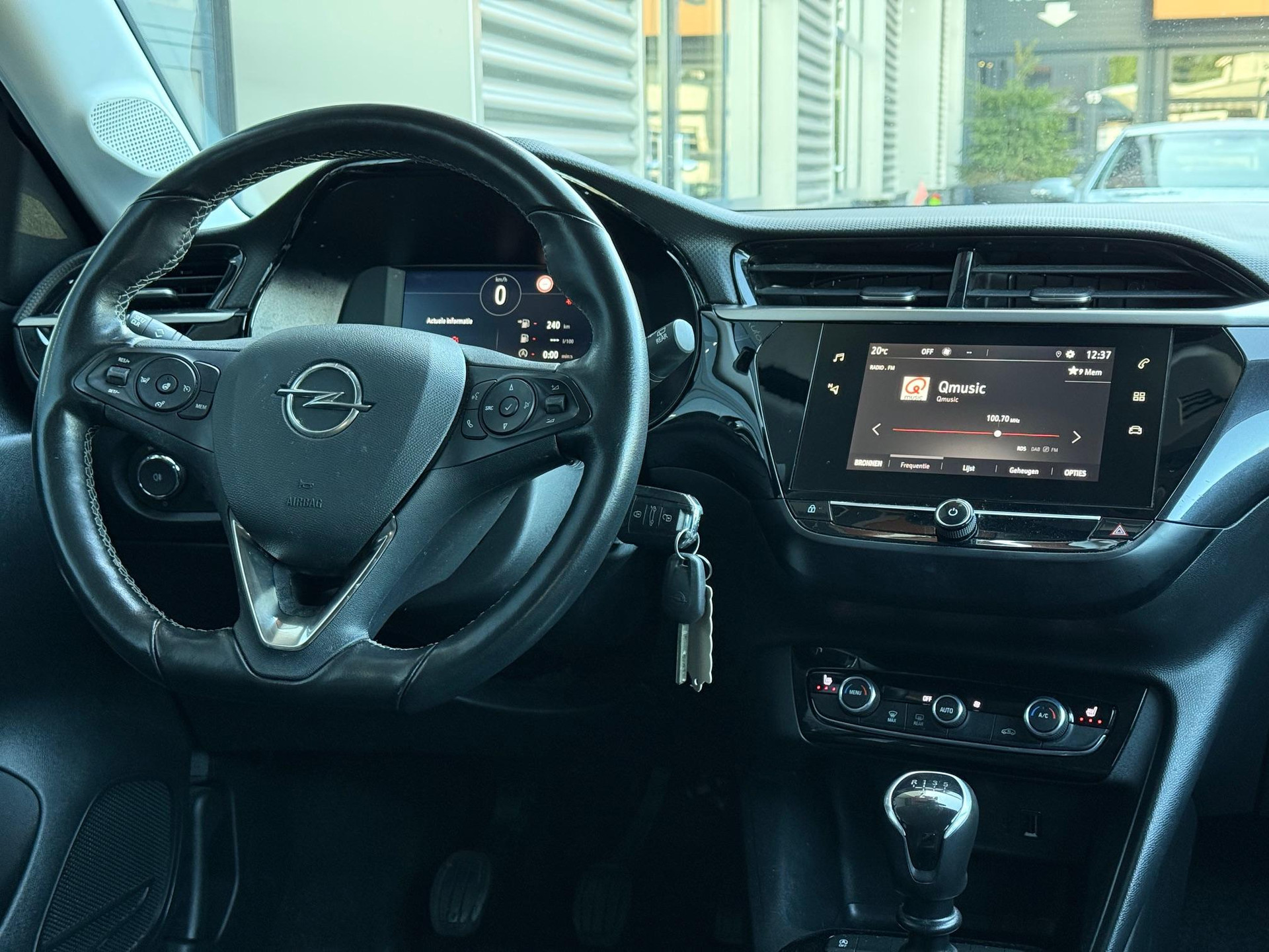 Opel Corsa 1.2 Elegance 47467116-11.jpg | Autoselect Brabant