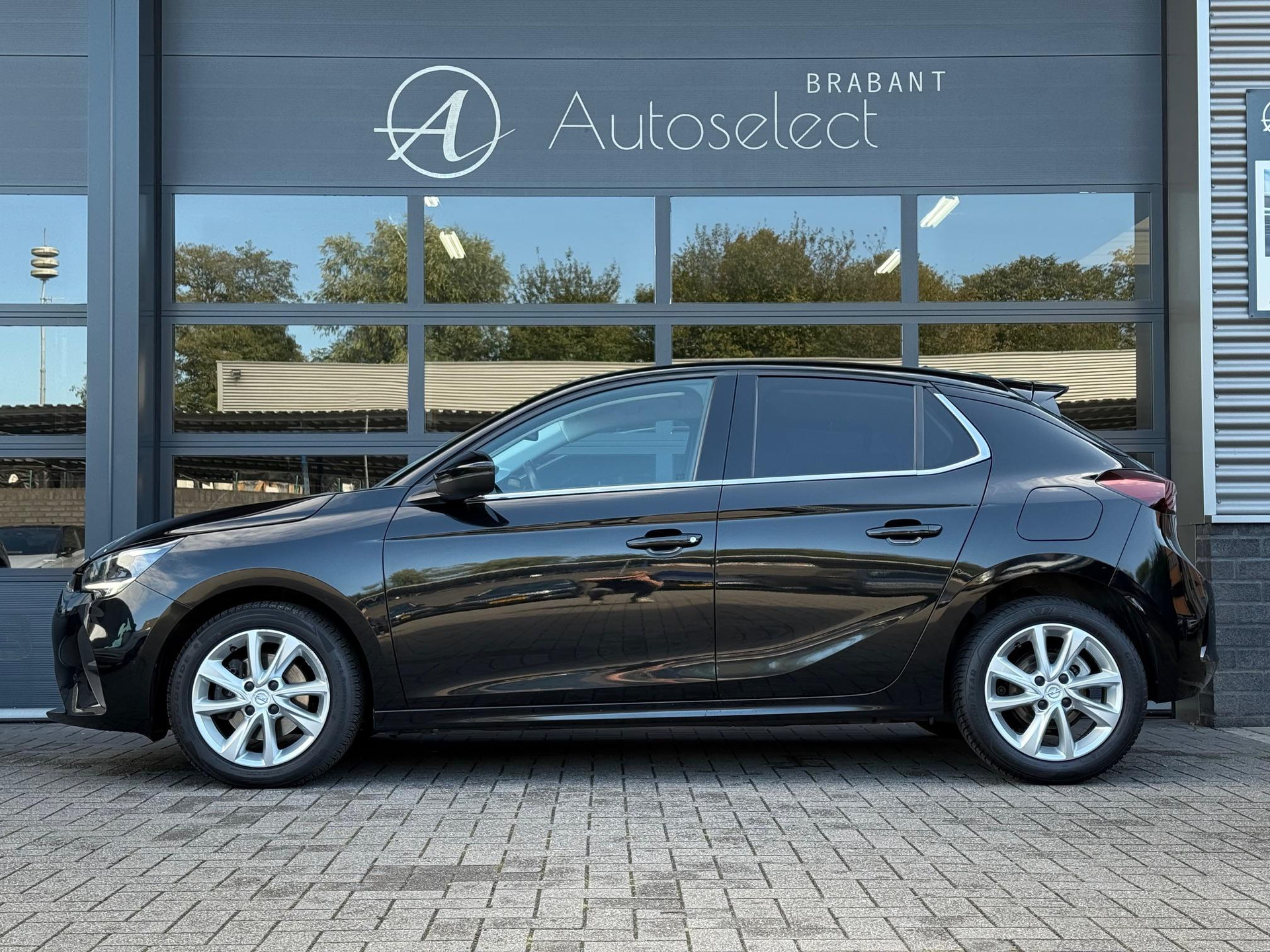 Opel Corsa 1.2 Elegance 47467116-19.jpg | Autoselect Brabant