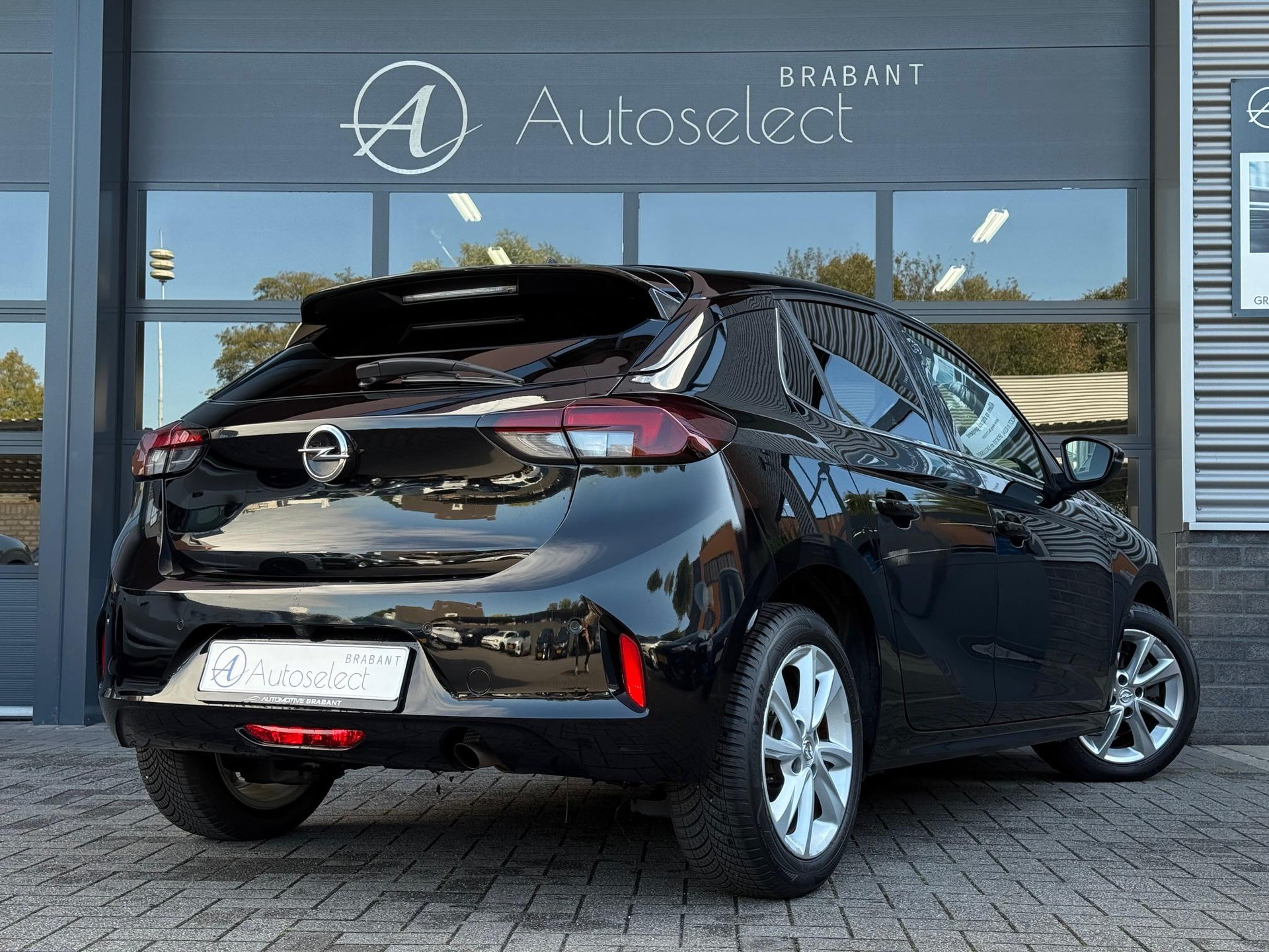 Opel Corsa 1.2 Elegance 47467116-2.jpg | Autoselect Brabant