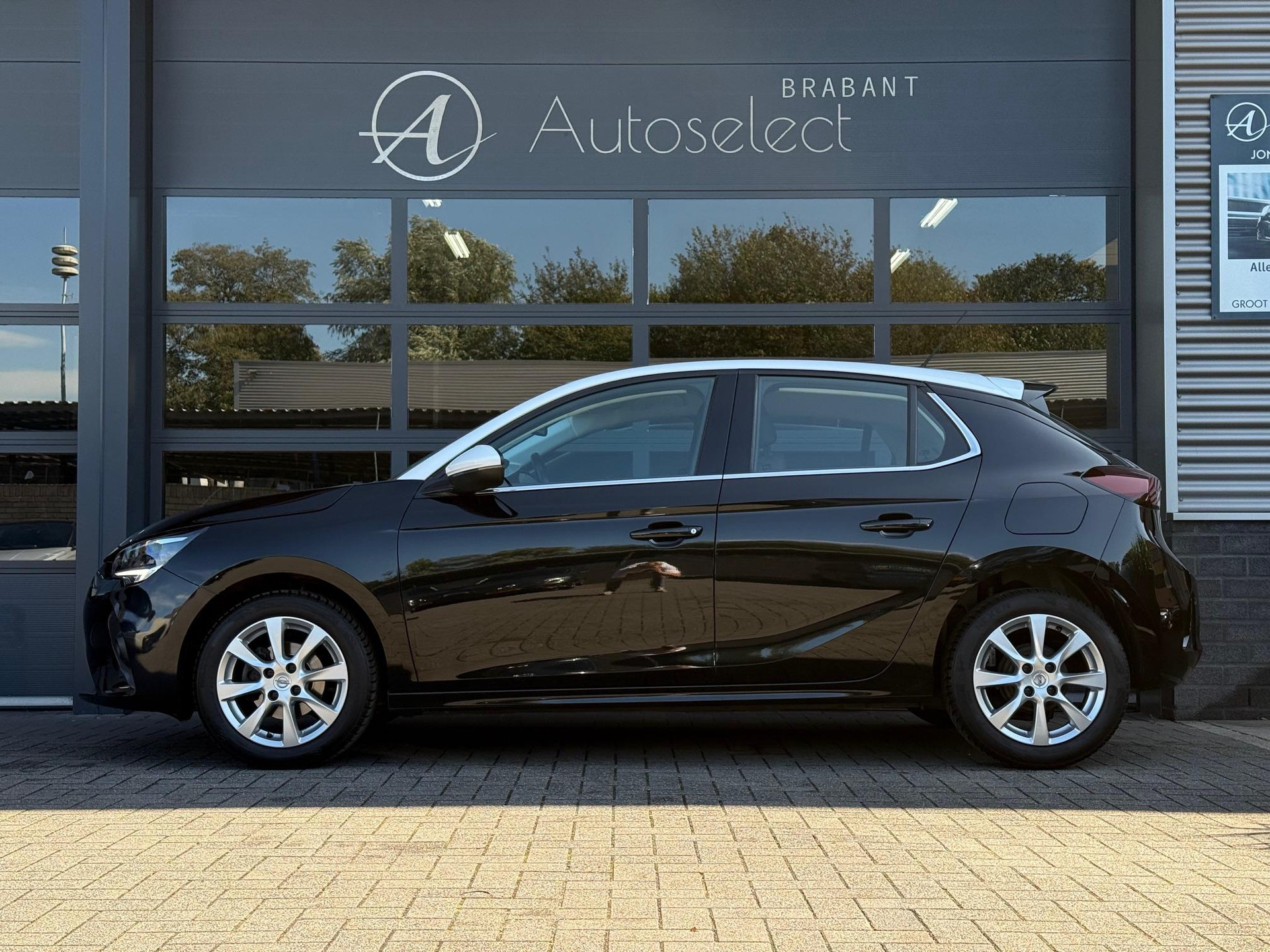 Opel Corsa 1.2 Elegance 47511332-17.jpg | Autoselect Brabant