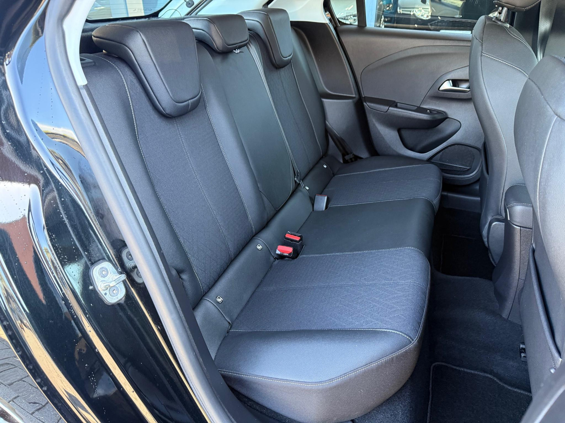 Opel Corsa 1.2 Elegance 47511332-4.jpg | Autoselect Brabant