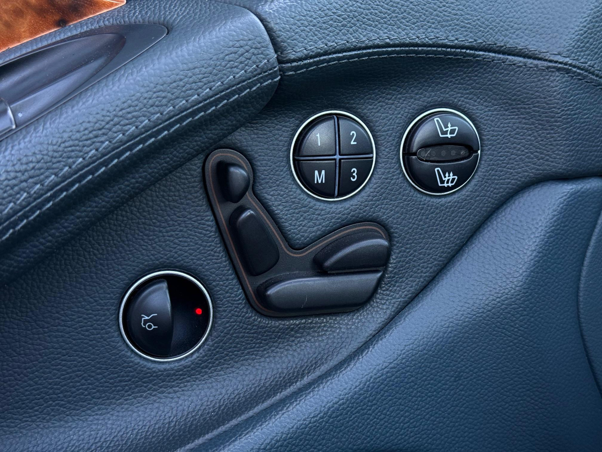 Mercedes-Benz SL-Klasse 500 47511515-12.jpg | Autoselect Brabant