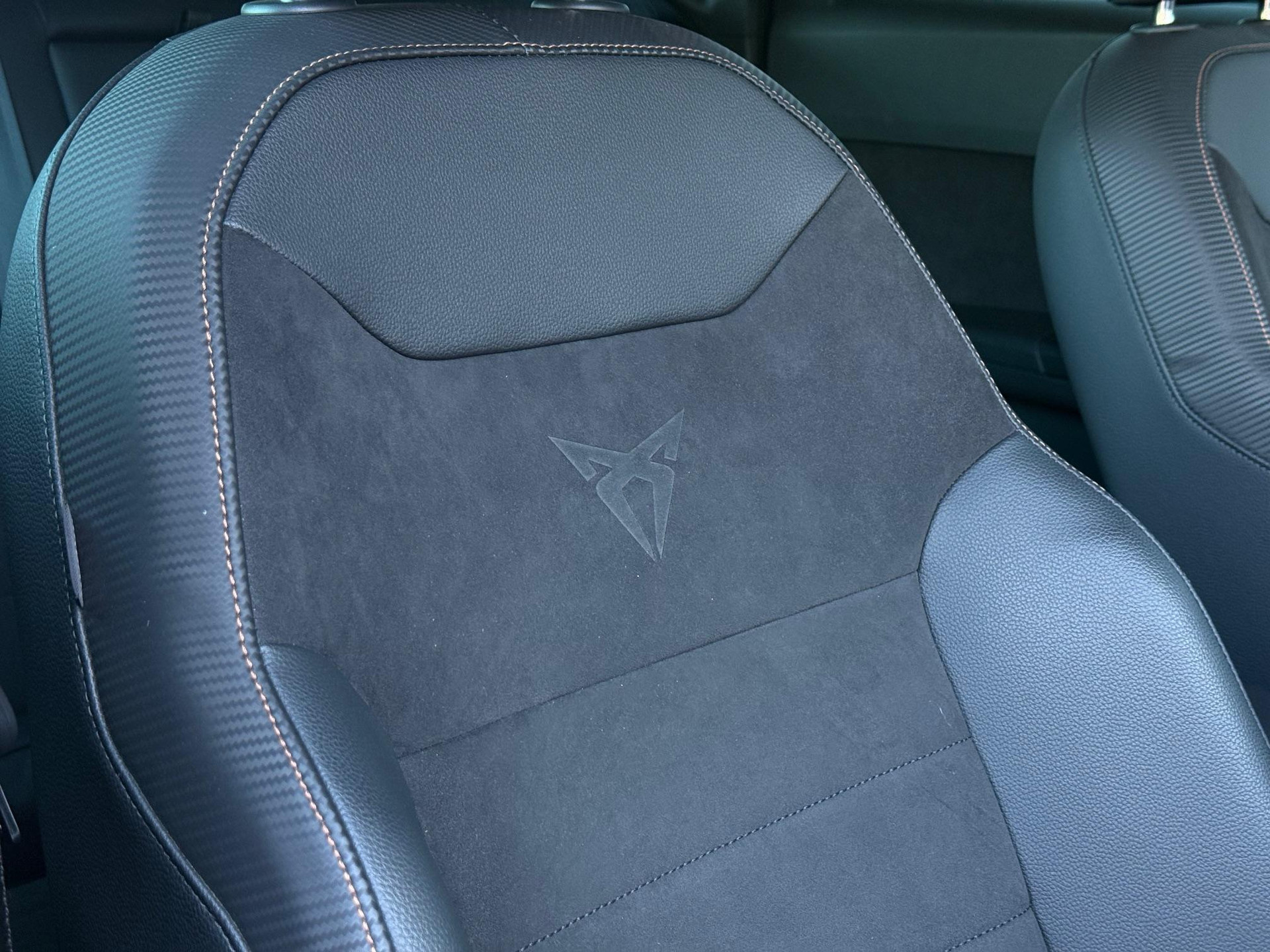 CUPRA Ateca 2.0 TSI 4DRIVE 48082027-4.jpg | Autoselect Brabant