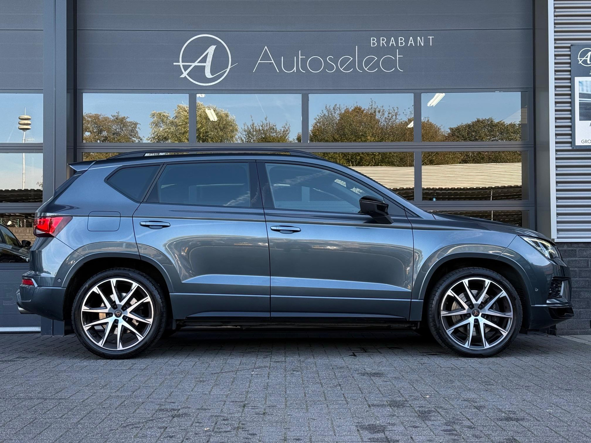 CUPRA Ateca 2.0 TSI 4DRIVE 48082027-7.jpg | Autoselect Brabant