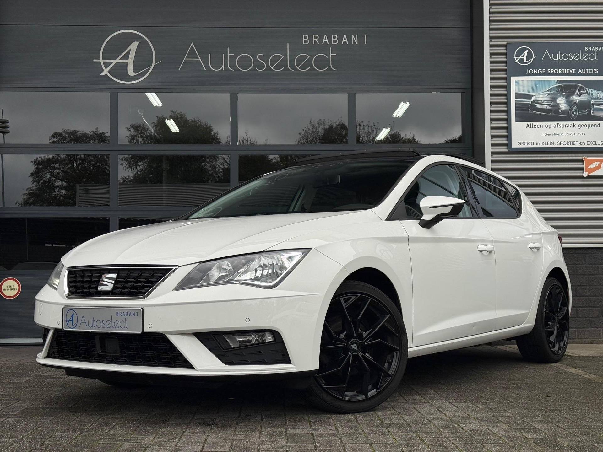 SEAT Leon 1.2 TSI Excellence 48348161-0.jpg | Autoselect Brabant