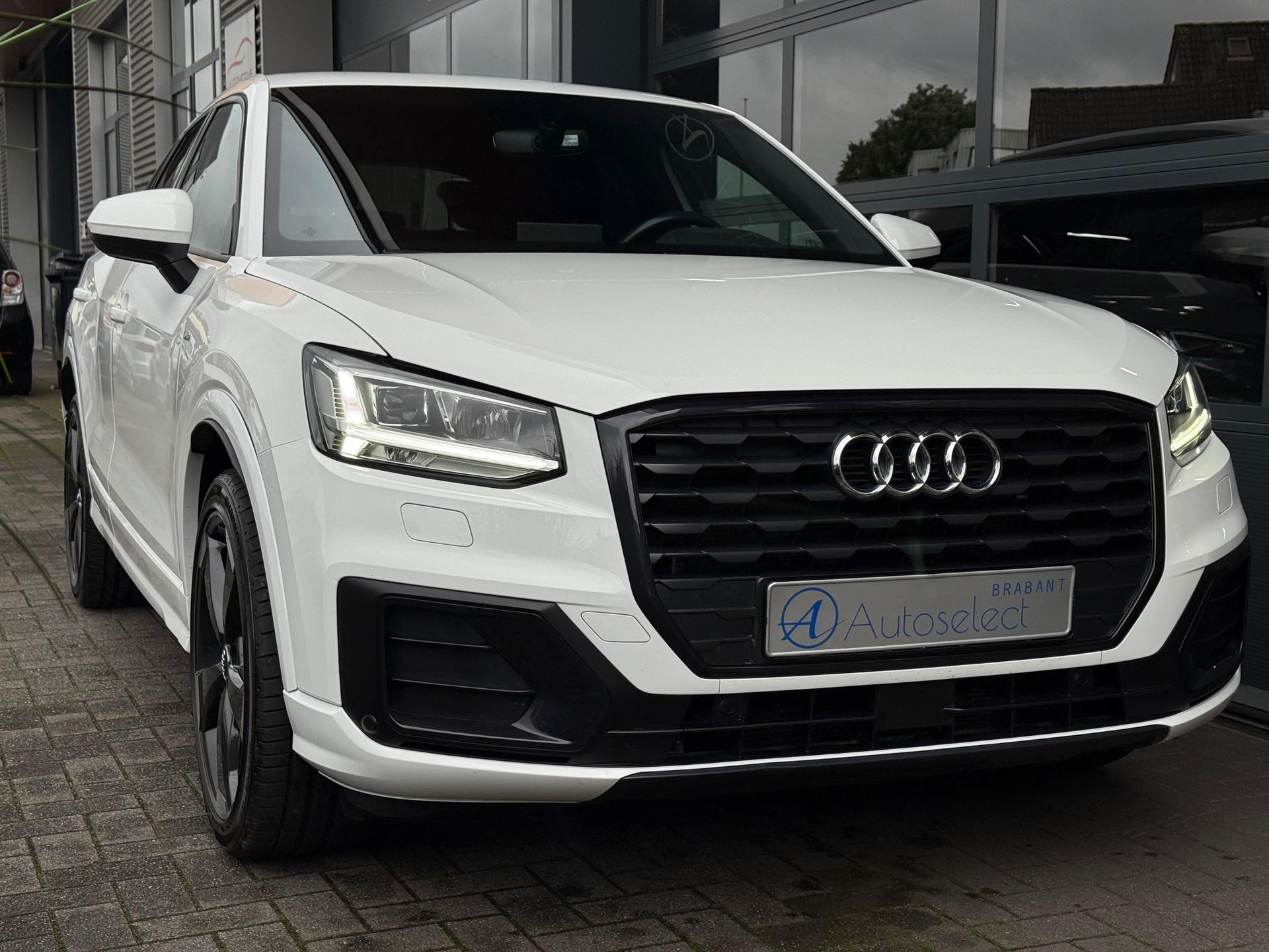 Audi Q2 35 TFSI CoD S Line 48556578-10.jpg | Autoselect Brabant