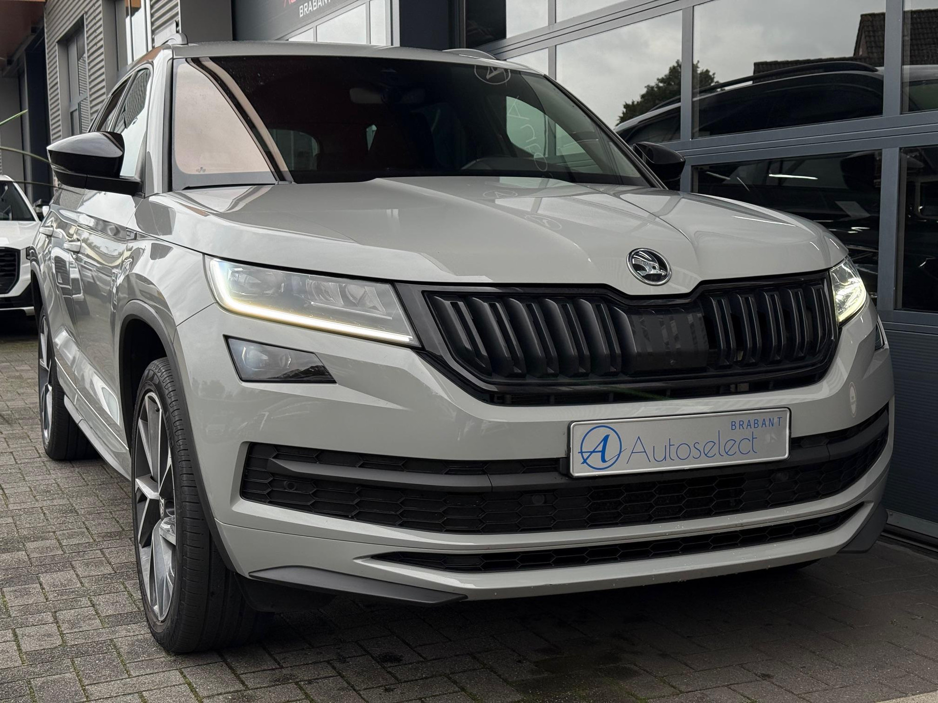 Škoda Kodiaq 2.0 TSI 4x4 Sportline 48556962-10.jpg | Autoselect Brabant