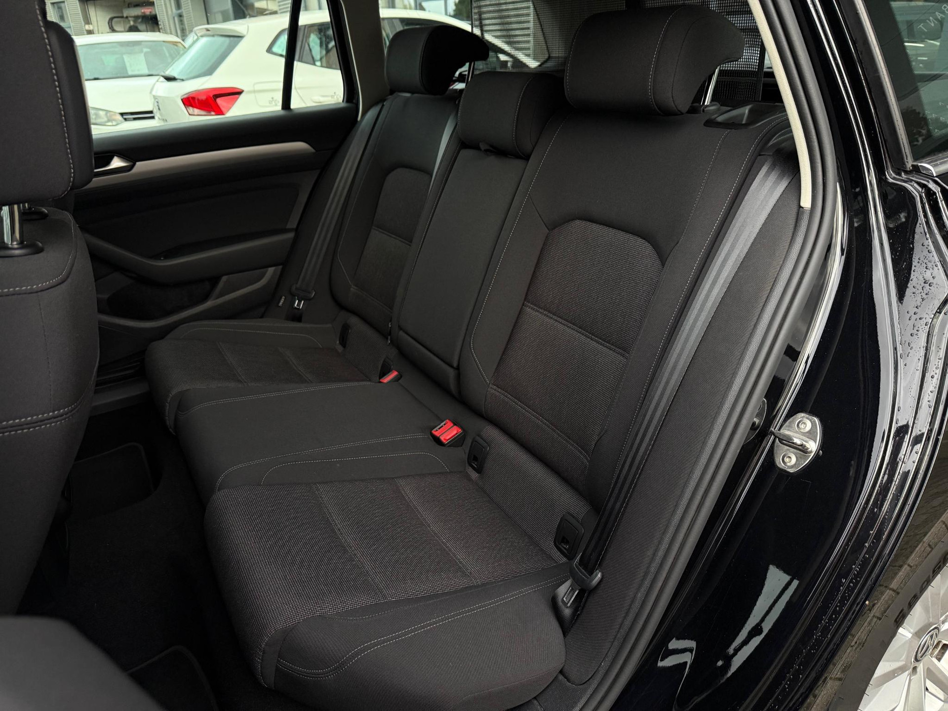 Volkswagen Passat Variant 1.5 TSI Highline 48567279-5.jpg | Autoselect Brabant