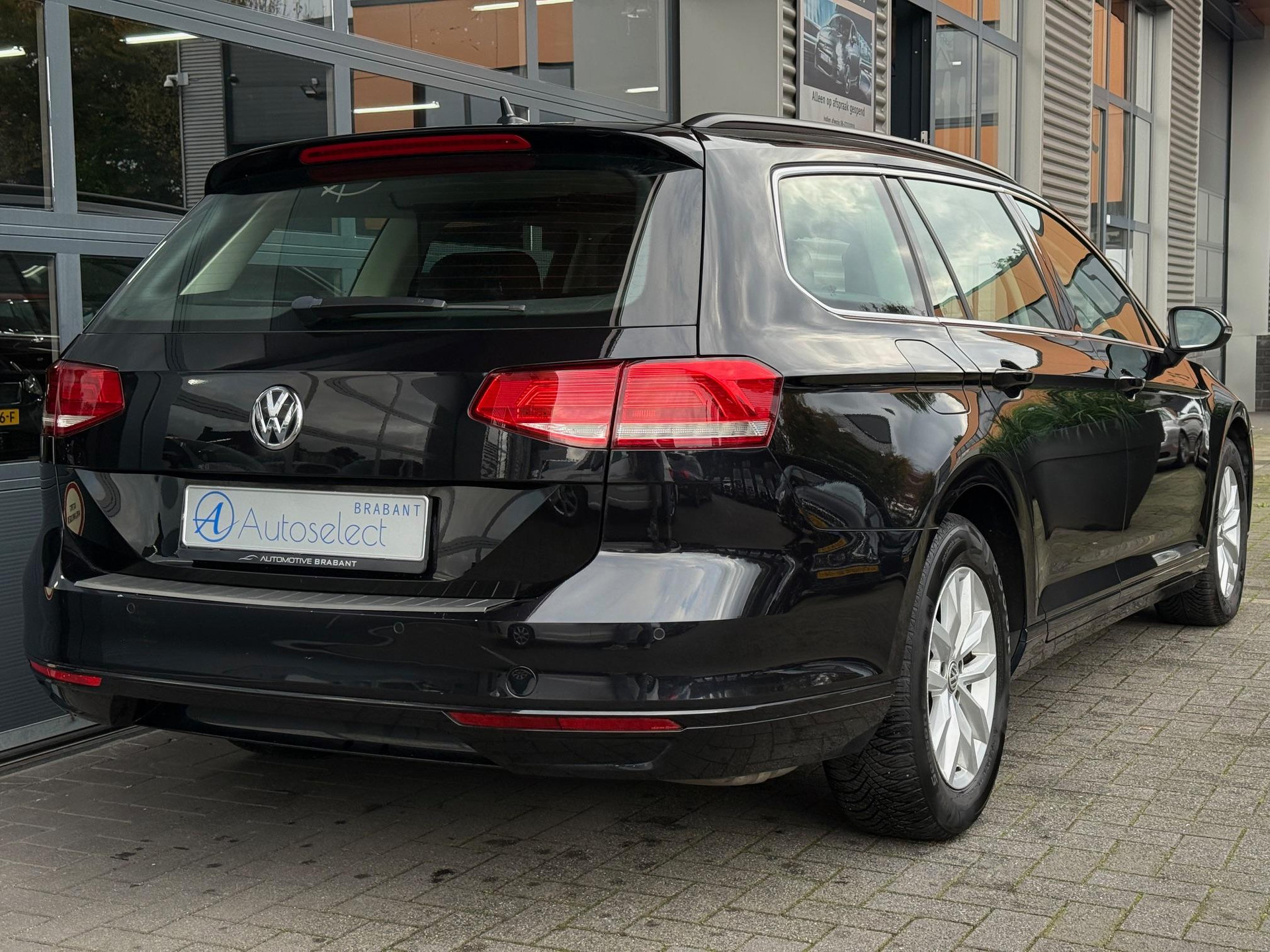Volkswagen Passat Variant 1.5 TSI Highline 48567279-6.jpg | Autoselect Brabant