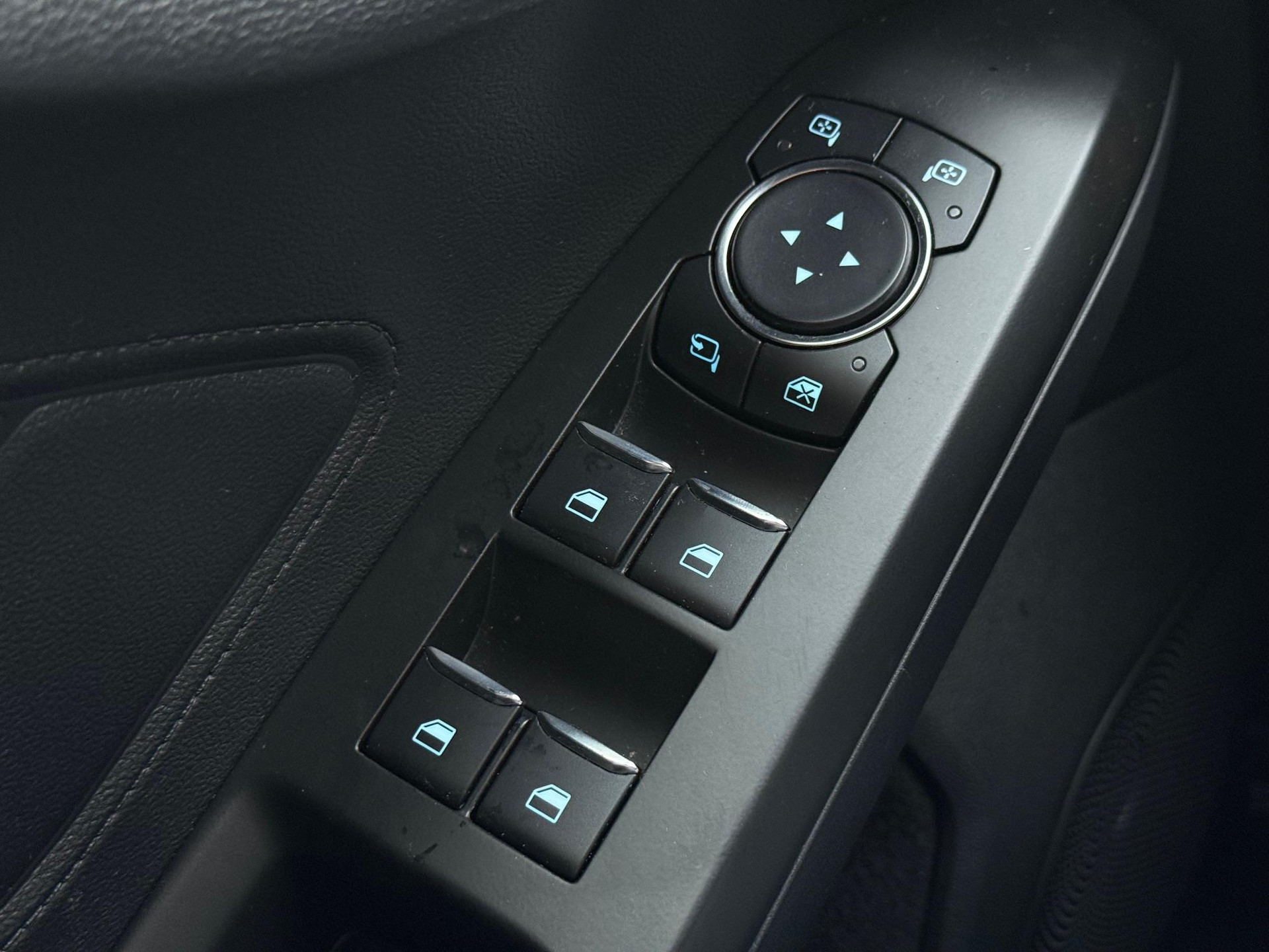 Ford FOCUS Wagon 1.0 EcoBoost ST Line 48567359-22.jpg | Autoselect Brabant