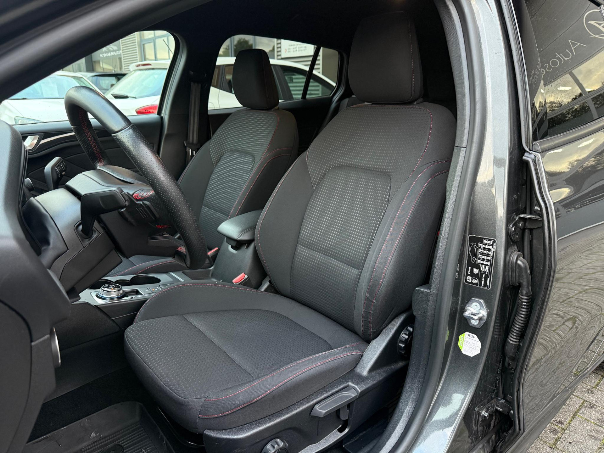 Ford FOCUS Wagon 1.0 EcoBoost ST Line 48567359-3.jpg | Autoselect Brabant