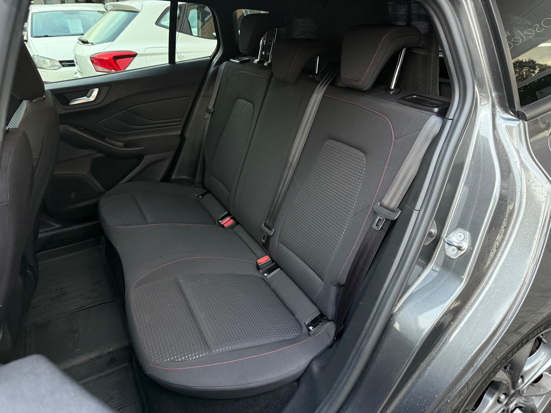 Ford FOCUS Wagon 1.0 EcoBoost ST Line 48567359-4.jpg | Autoselect Brabant