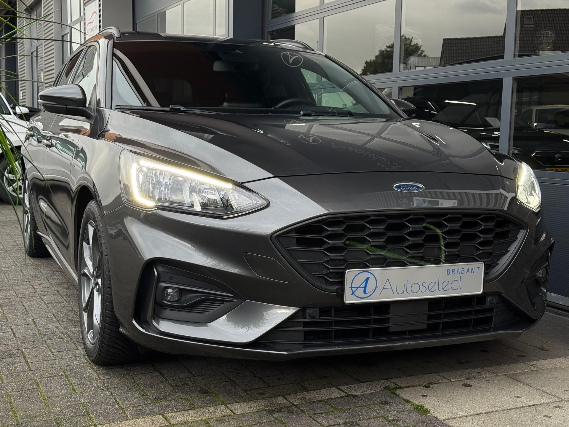Ford FOCUS Wagon 1.0 EcoBoost ST Line 48567359-8.jpg | Autoselect Brabant