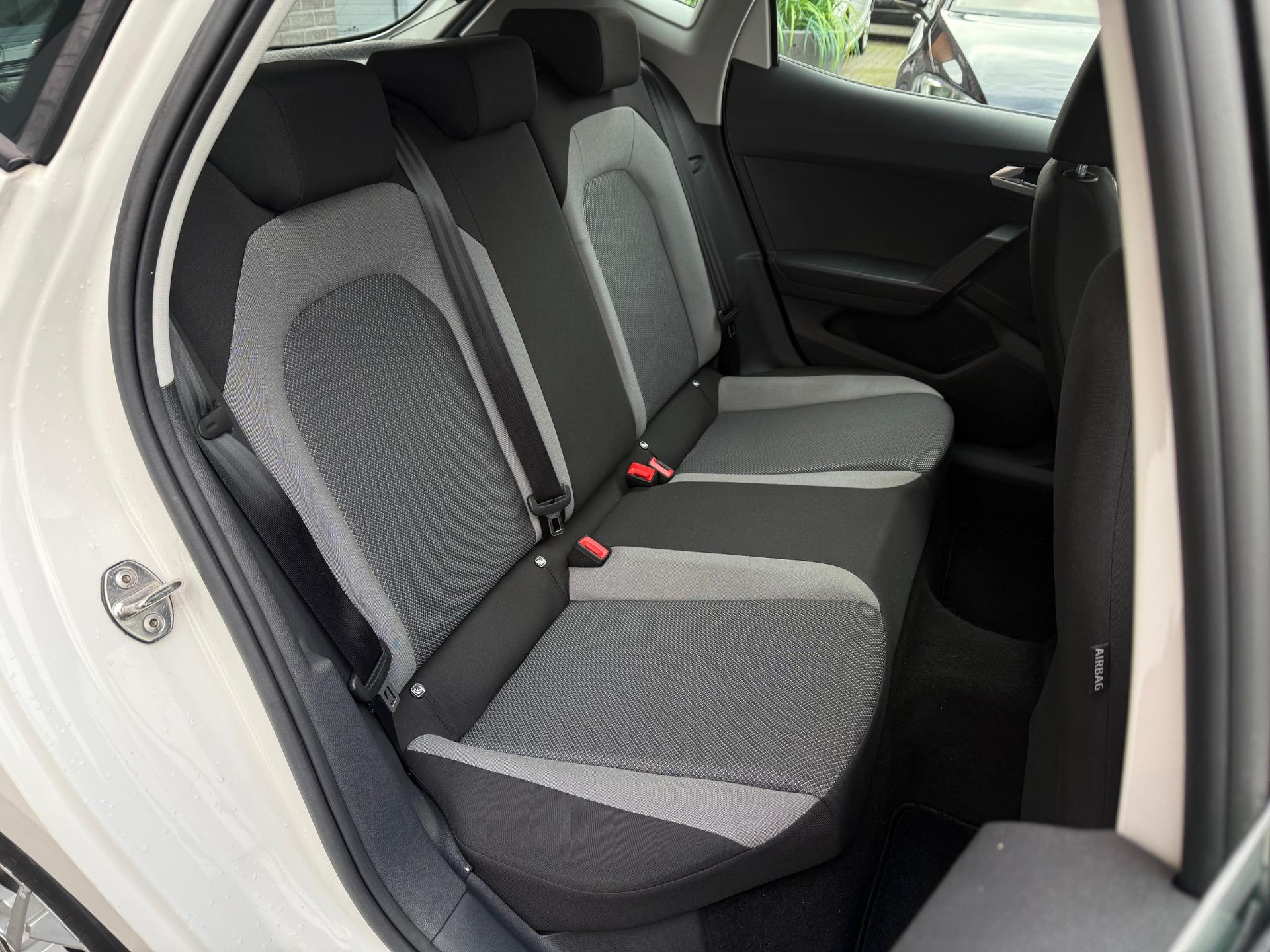 SEAT Ibiza 1.0 TSI Style 48581839-4.jpg | Autoselect Brabant