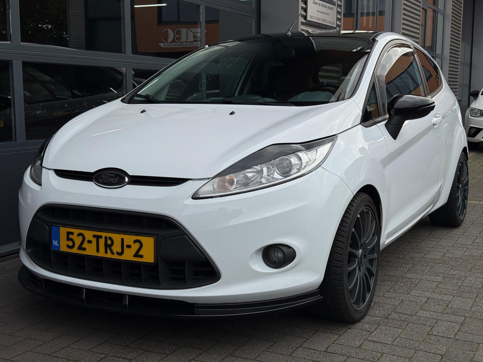 Ford Fiesta 1.25 Titanium 48591288-14.jpg | Autoselect Brabant