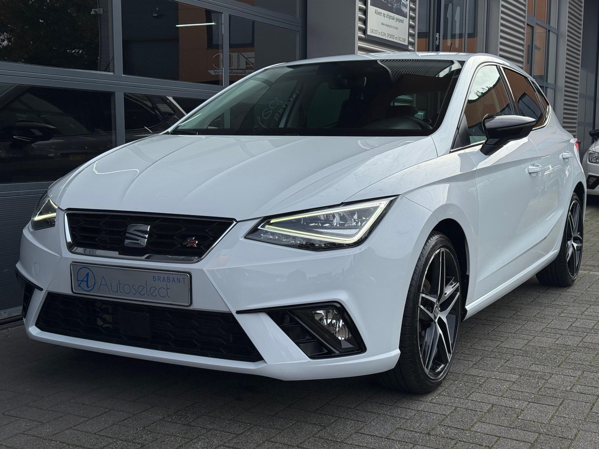 SEAT Ibiza 1.0 TSI FR 48591628-15.jpg | Autoselect Brabant