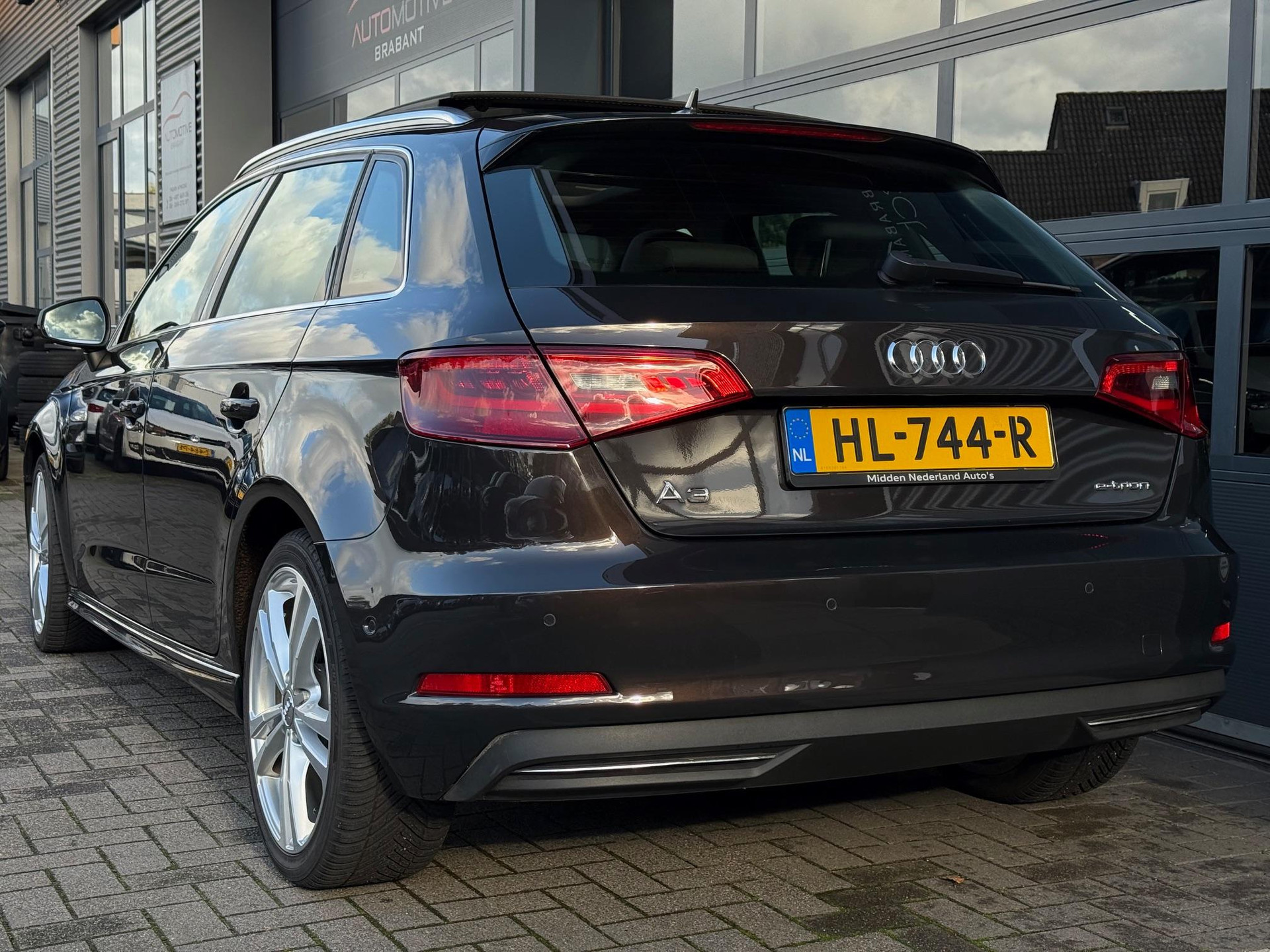 Audi A3 Sportback 1.4 e-tron PHEV Ambition 48681315-21.jpg | Autoselect Brabant