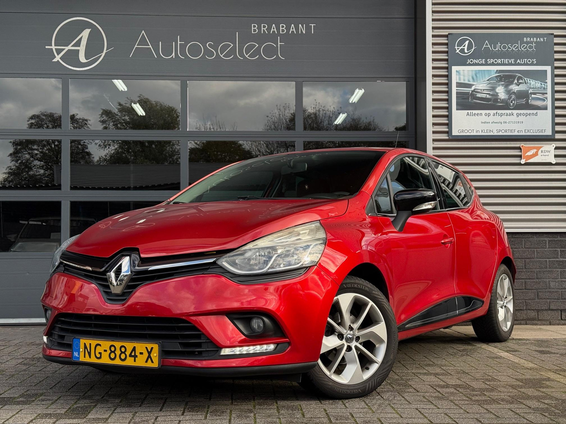 Renault Clio 0.9 TCe Limited 48681513-0.jpg | Autoselect Brabant
