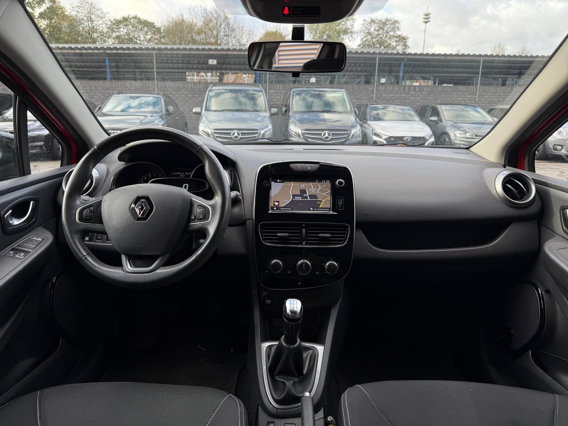 Renault Clio 0.9 TCe Limited 48681513-1.jpg | Autoselect Brabant
