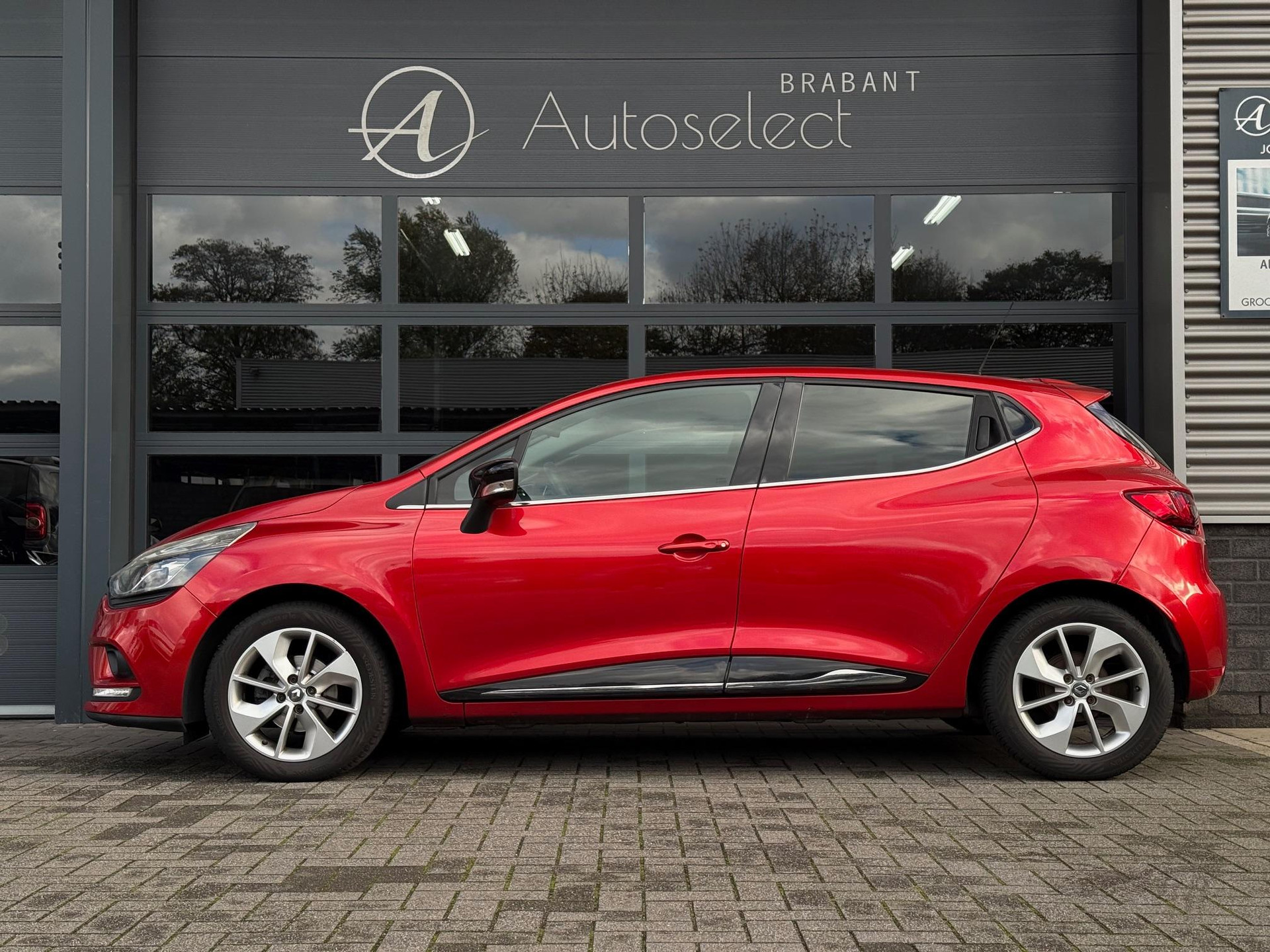 Renault Clio 0.9 TCe Limited 48681513-18.jpg | Autoselect Brabant