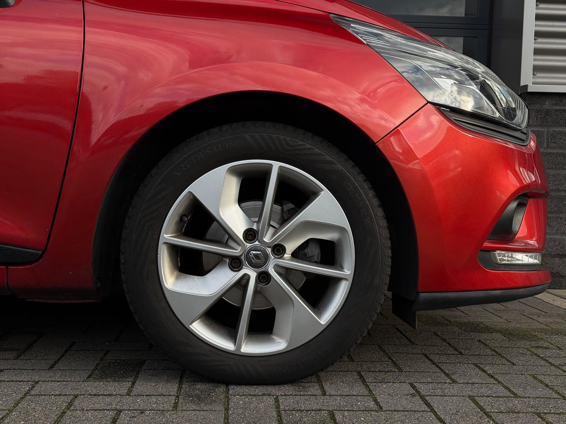 Renault Clio 0.9 TCe Limited 48681513-7.jpg | Autoselect Brabant