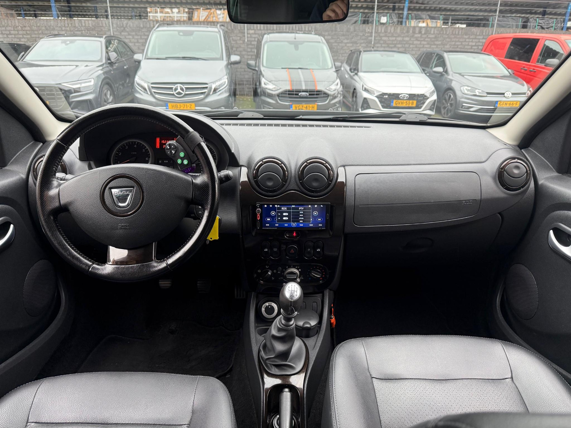 Dacia Duster 1.6 Aniversare 48747787-1.jpg | Autoselect Brabant