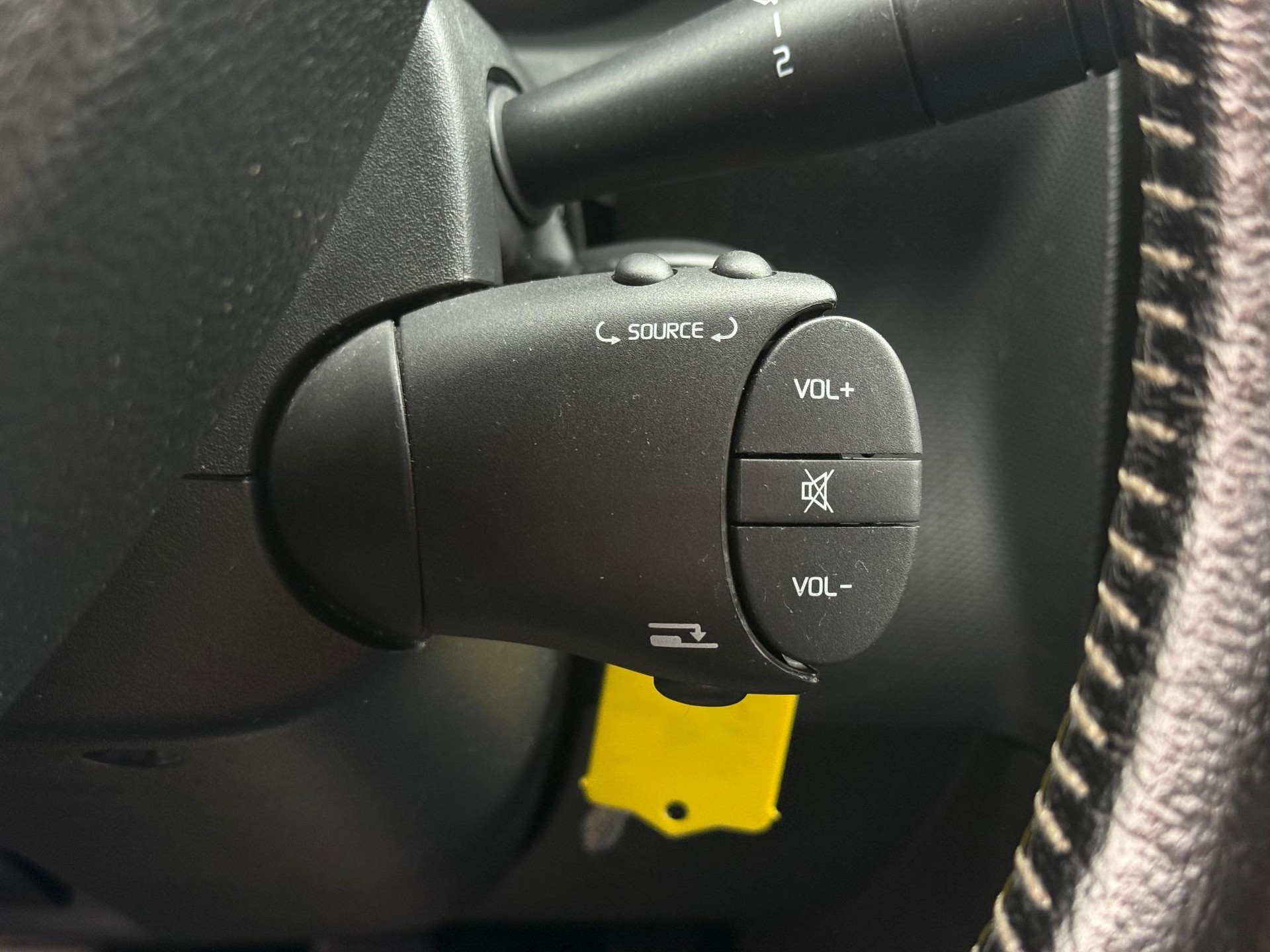 Dacia Duster 1.6 Aniversare 48747787-15.jpg | Autoselect Brabant