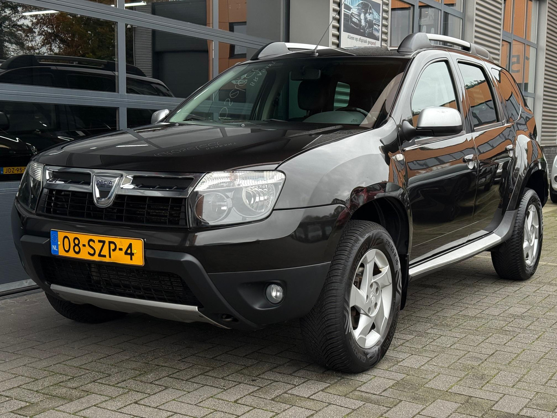 Dacia Duster 1.6 Aniversare 48747787-16.jpg | Autoselect Brabant