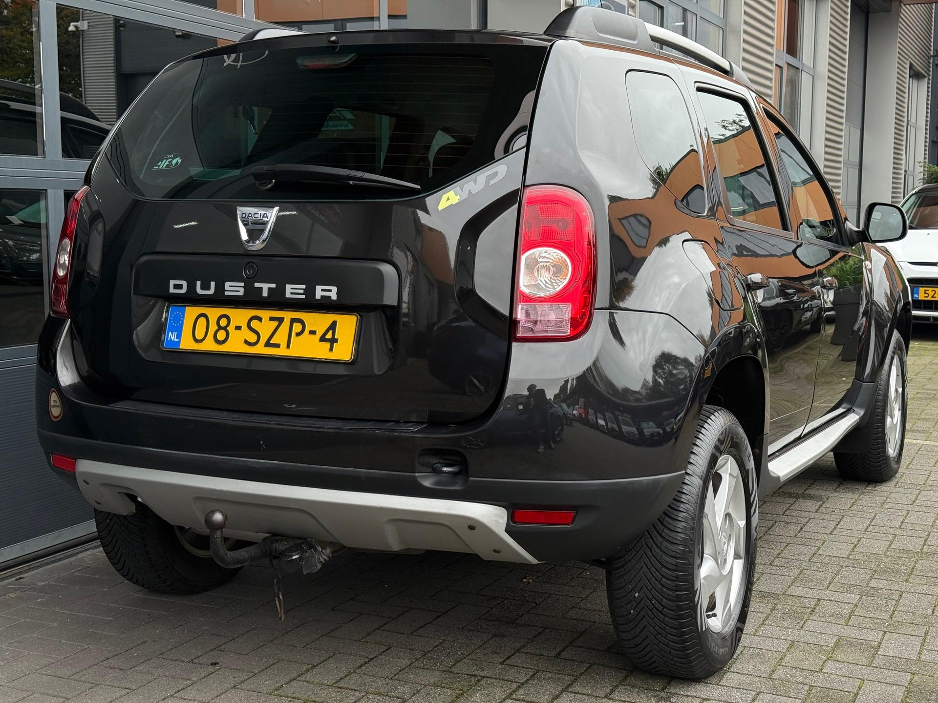 Dacia Duster 1.6 Aniversare 48747787-5.jpg | Autoselect Brabant