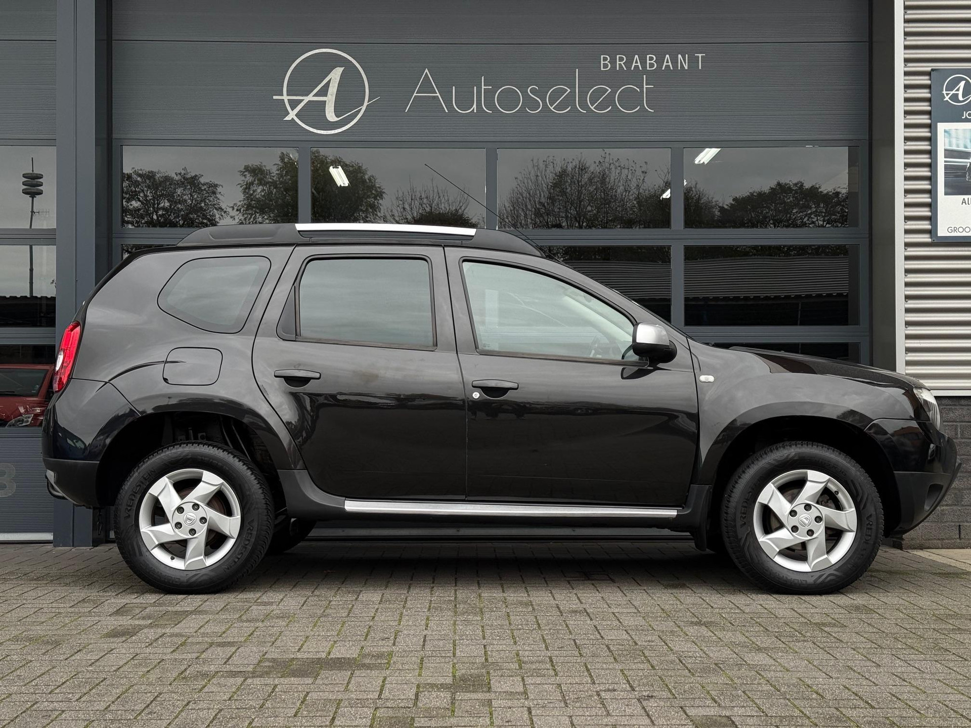 Dacia Duster 1.6 Aniversare 48747787-7.jpg | Autoselect Brabant