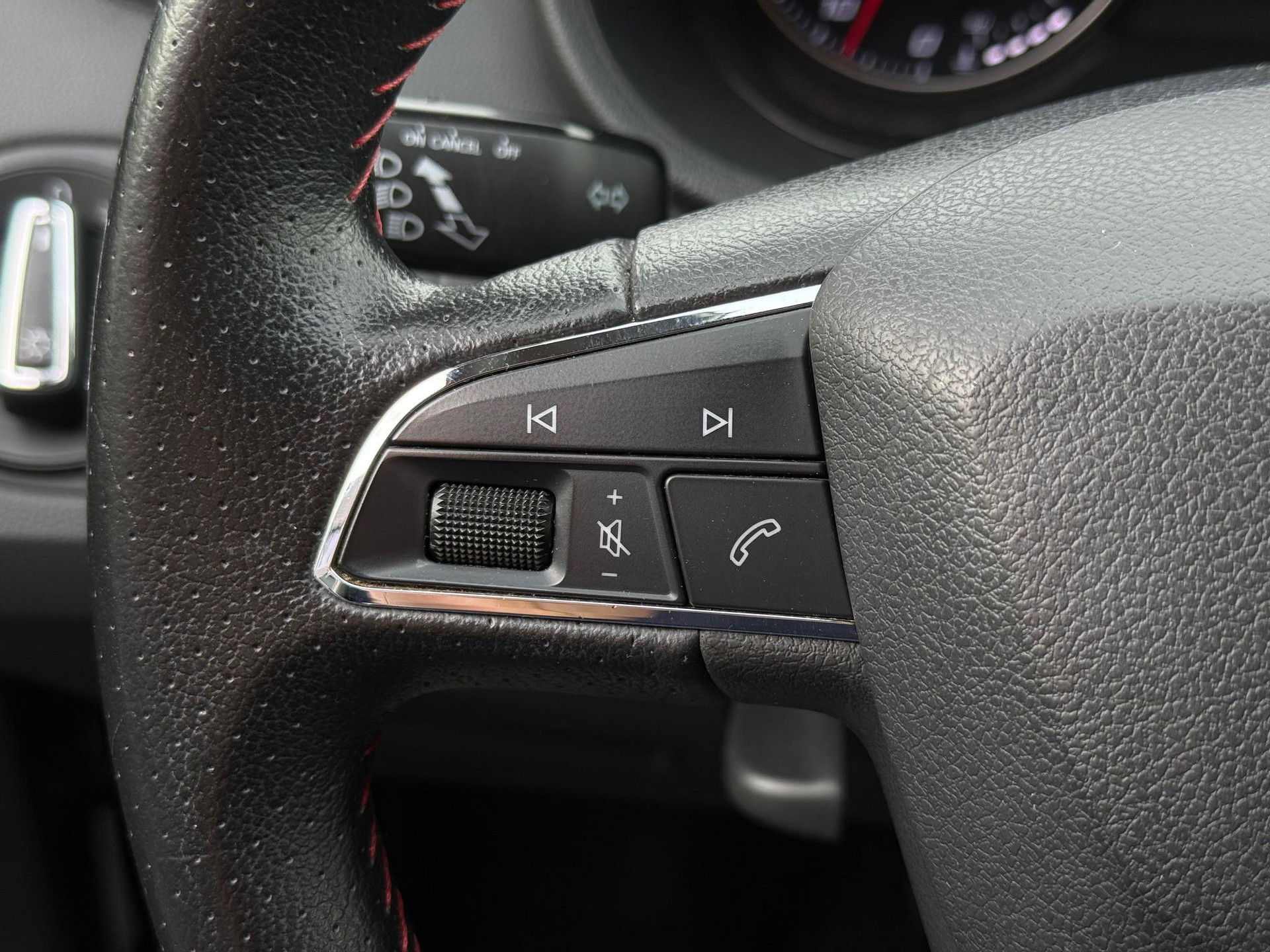 SEAT Ibiza 1.2 TSI FR 48748087-10.jpg | Autoselect Brabant