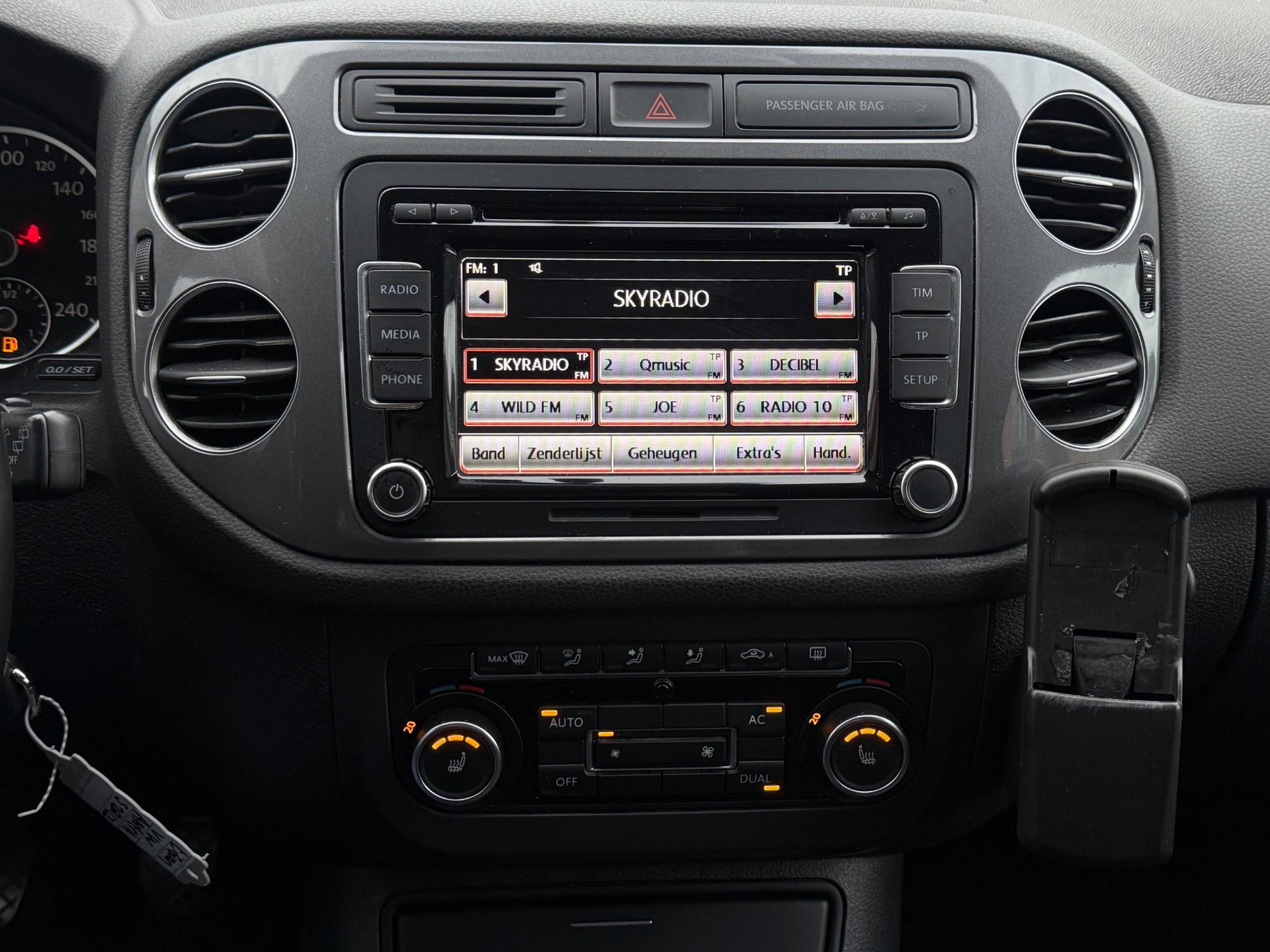 Volkswagen Tiguan 1.4 TSI Comfort&Design 48780709-14.jpg | Autoselect Brabant