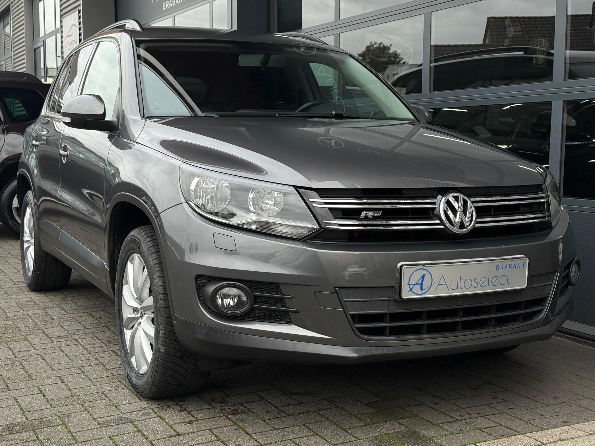 Volkswagen Tiguan 1.4 TSI Comfort&Design 48780709-8.jpg | Autoselect Brabant