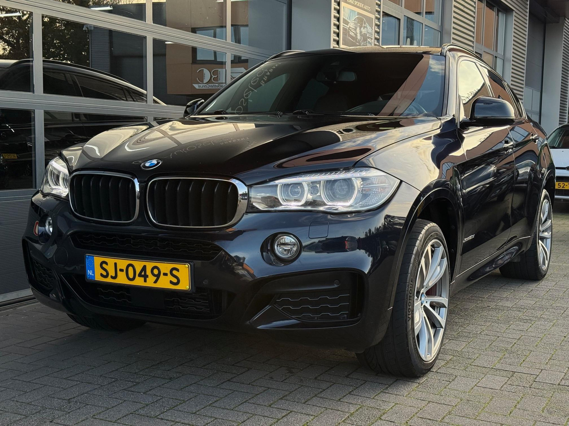 BMW X6 xDrive30d High Executive 48840050-21.jpg | Autoselect Brabant