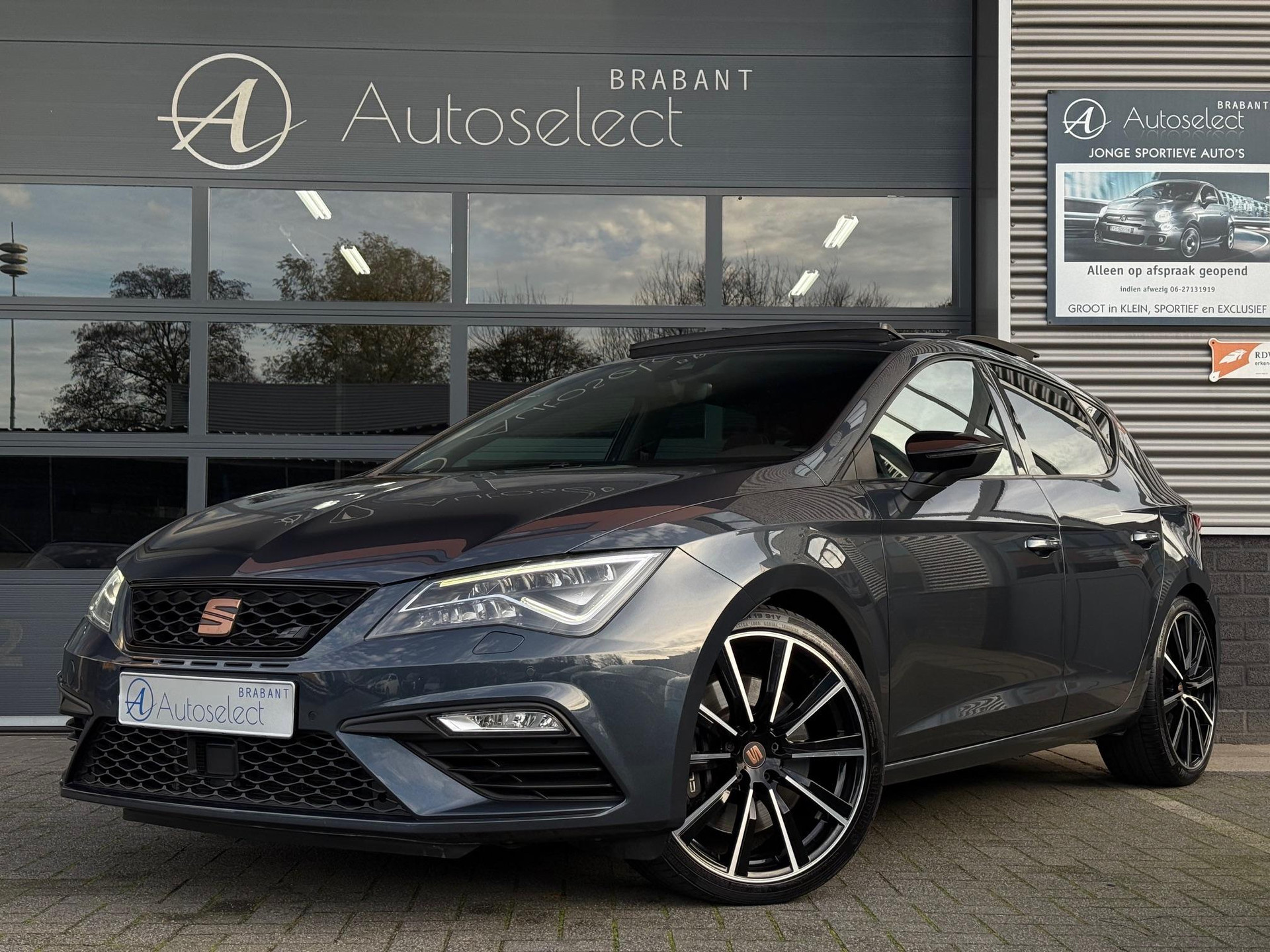 SEAT Leon 2.0 TSI CUPRA 49215573-0.jpg | Autoselect Brabant