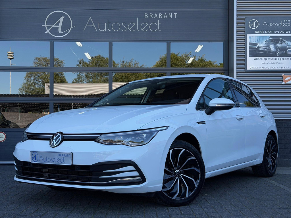 Volkswagen Golf 1.5 eTSI Style 53236902-0.jpg | Autoselect Brabant