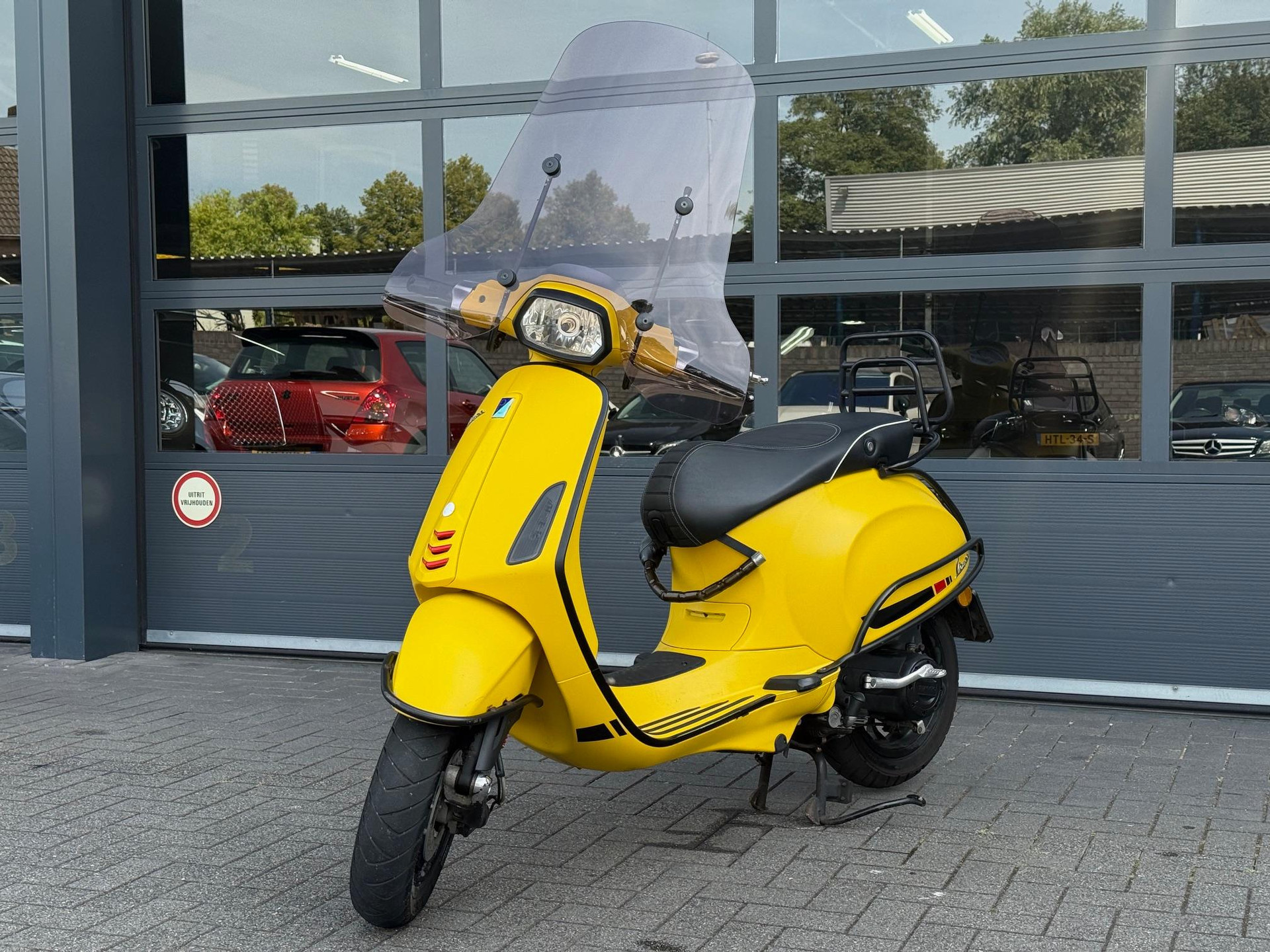 Vespa  Sprint 4T 46326644-0.jpg | Autoselect Brabant